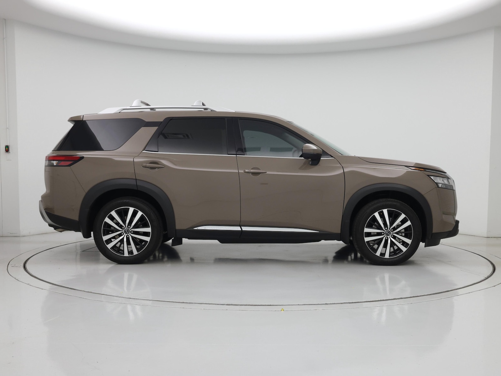 2024 Nissan Pathfinder Platinum - Photo 8