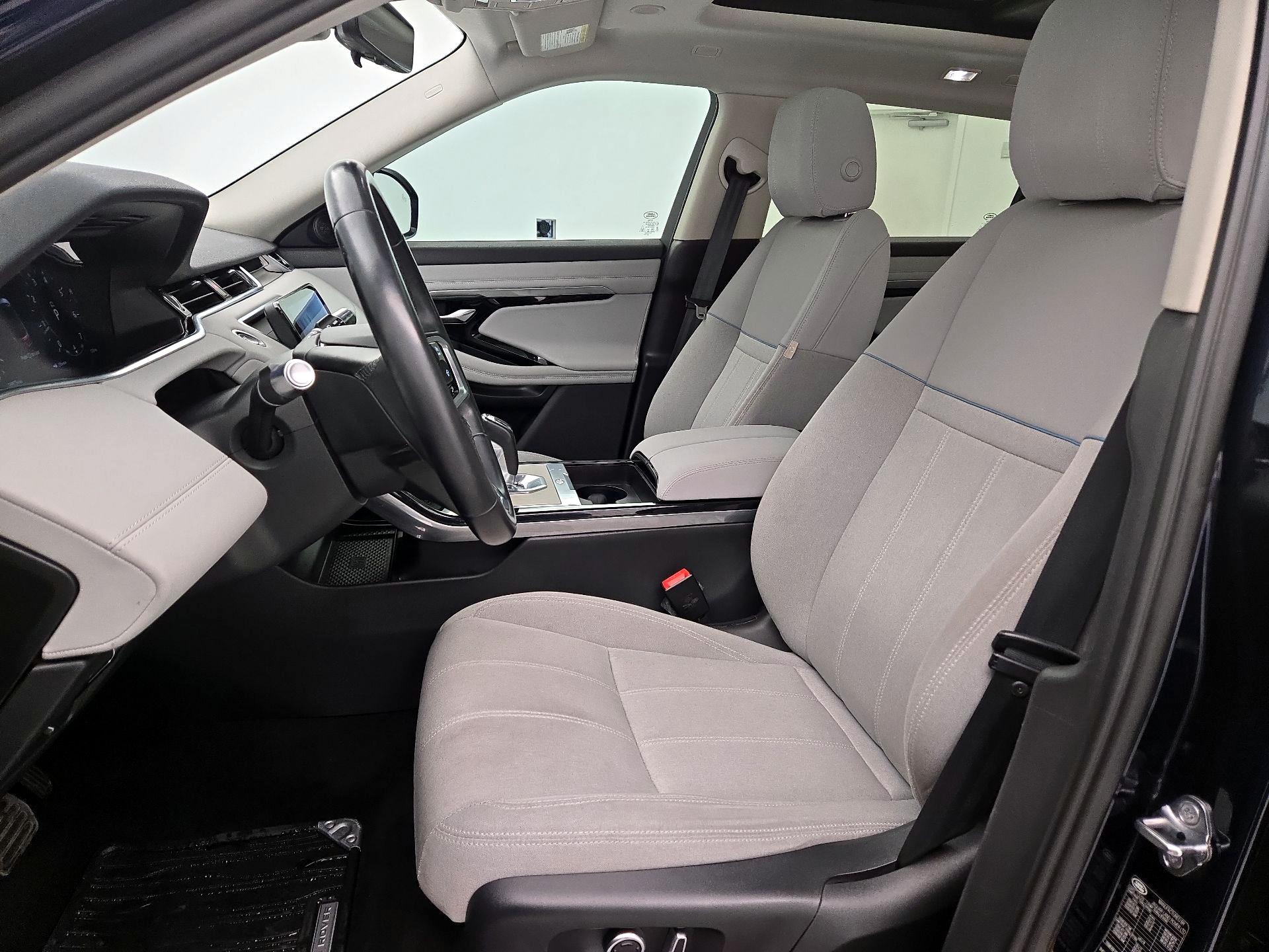 Thumbnail: 2021 Land Rover Range Rover Evoque - 11