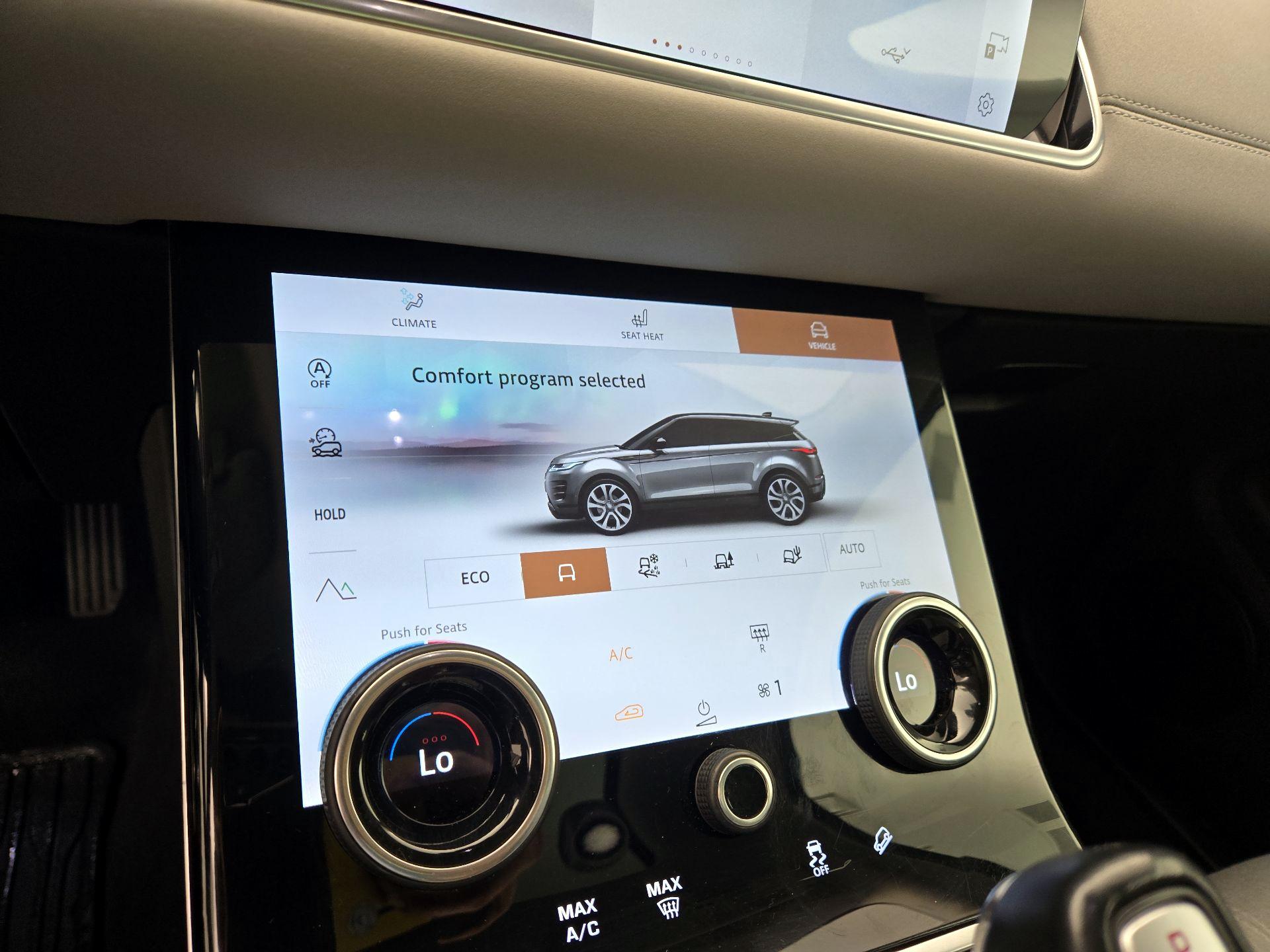 Thumbnail: 2021 Land Rover Range Rover Evoque - 17