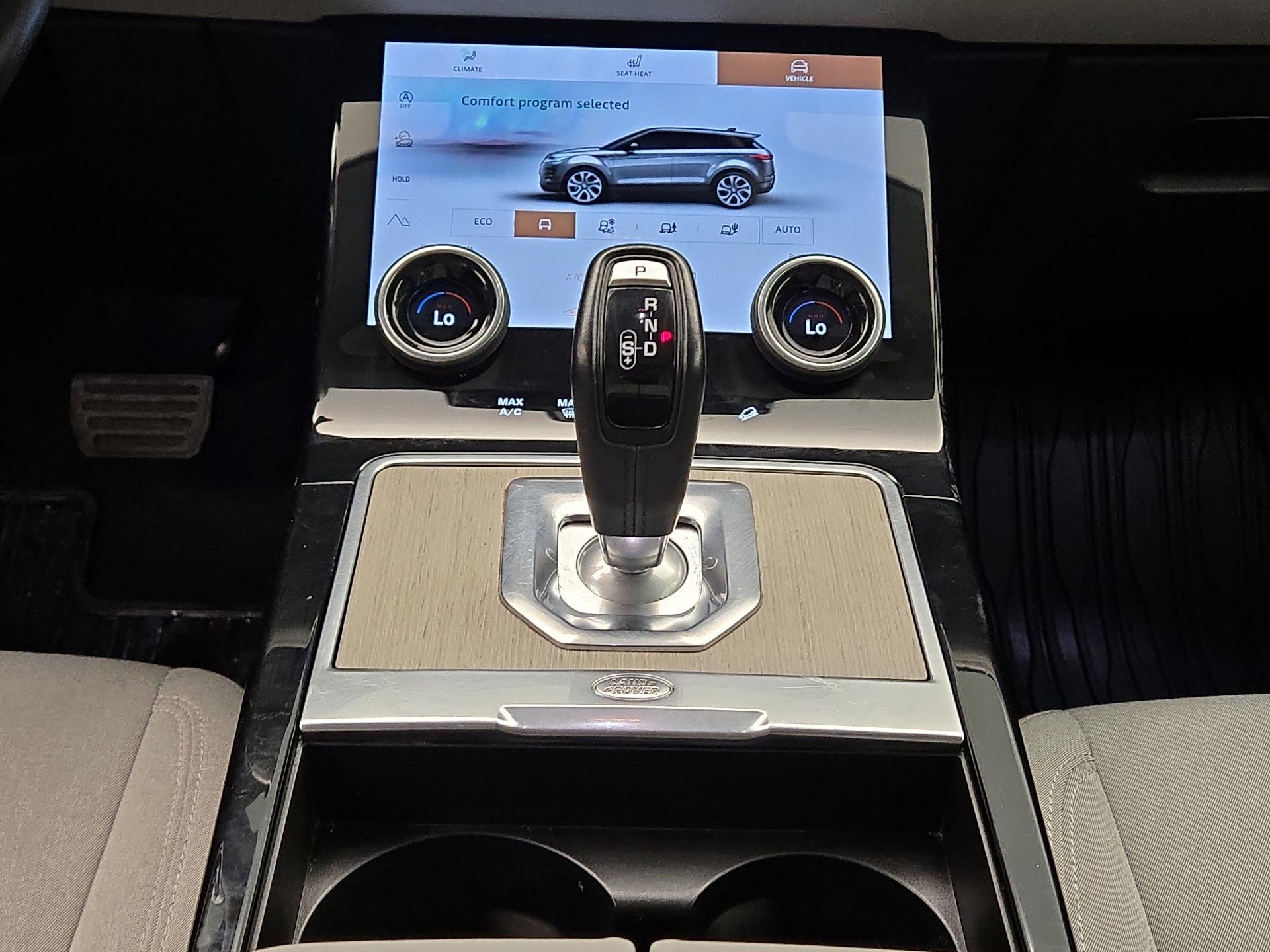 Thumbnail: 2021 Land Rover Range Rover Evoque - 18