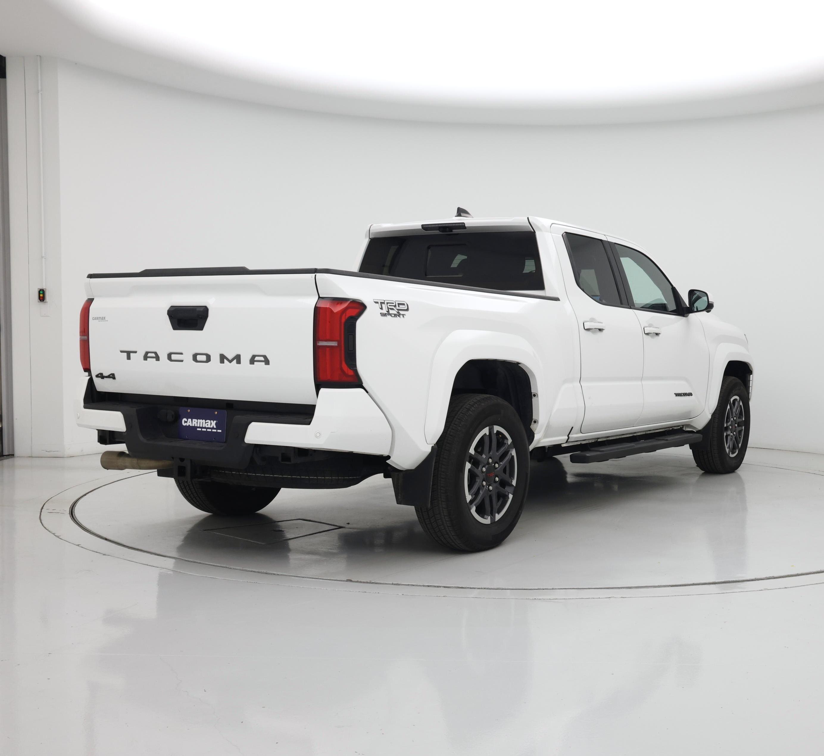 Thumbnail: 2024 Toyota Tacoma - 8
