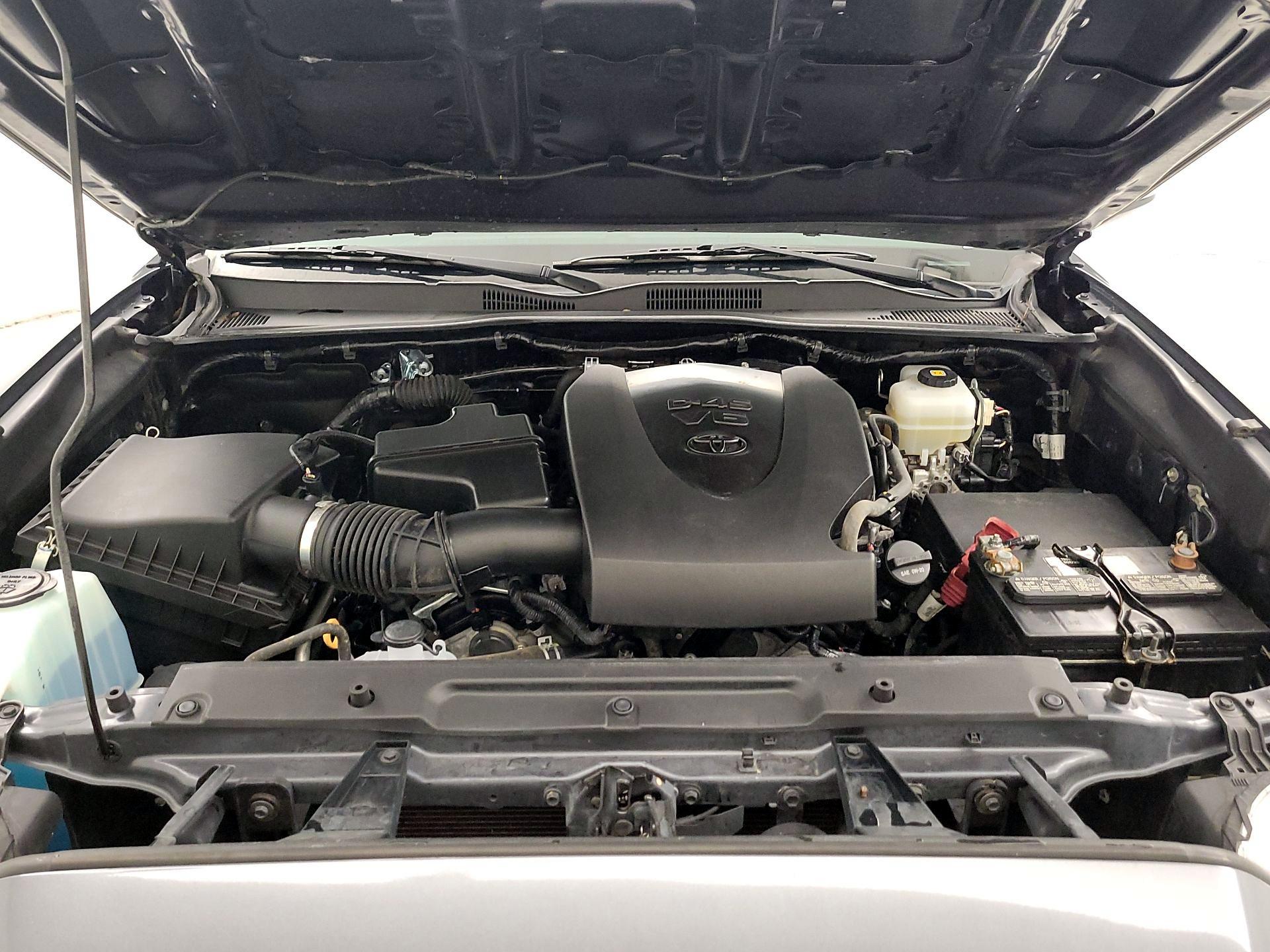 Thumbnail: 2020 Toyota Tacoma - 20