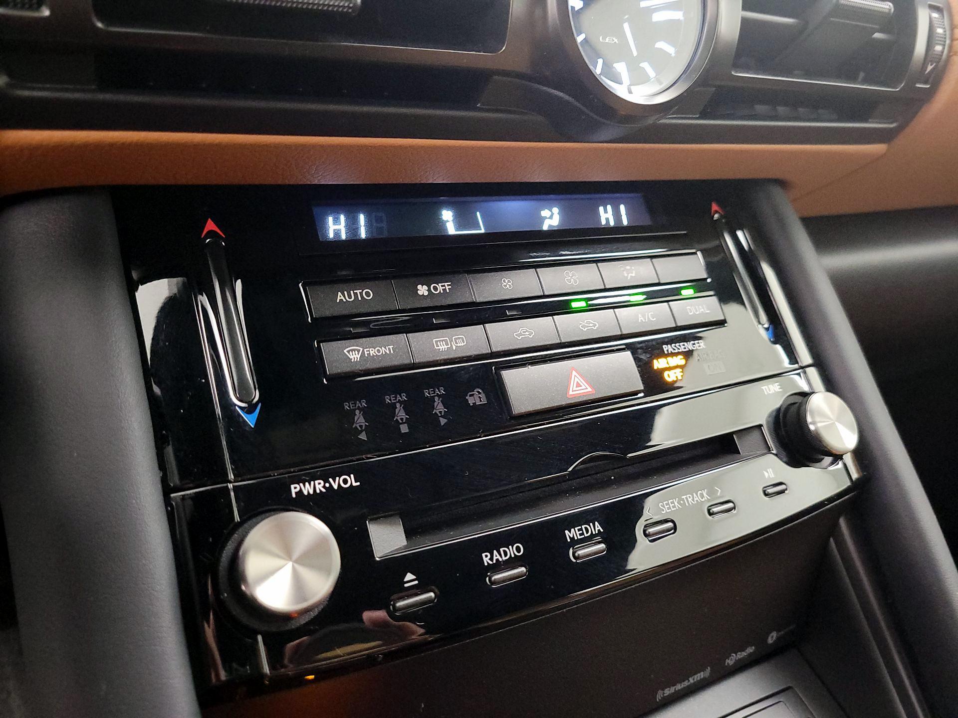 Thumbnail: 2025 Lexus IS - 15