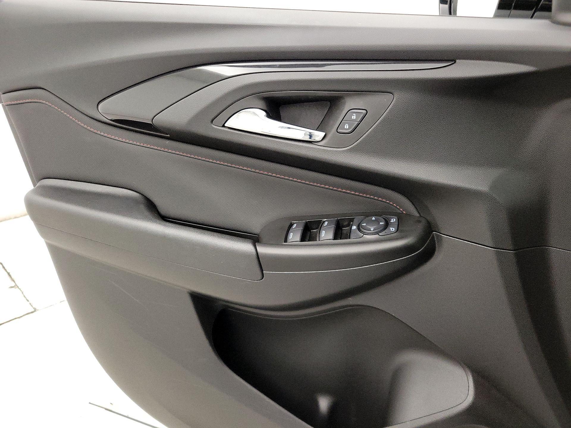 Thumbnail: 2022 Chevrolet TrailBlazer - 12