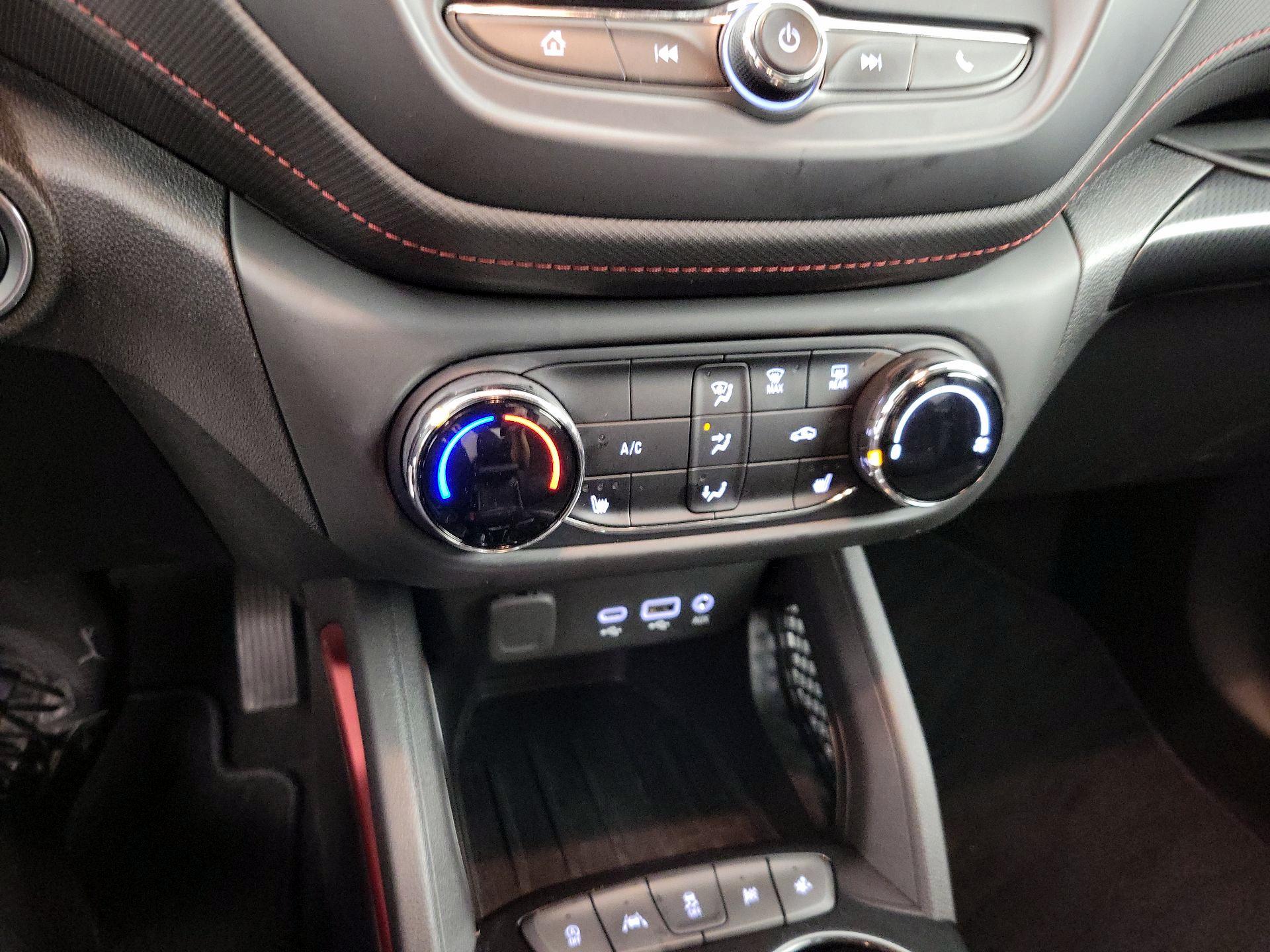 Thumbnail: 2022 Chevrolet TrailBlazer - 16