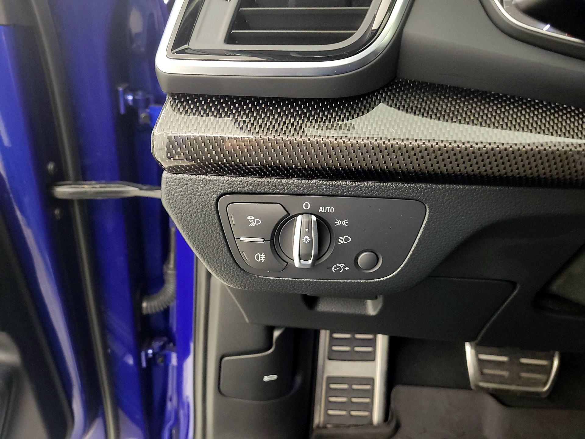 Thumbnail: 2022 Audi SQ5 - 13