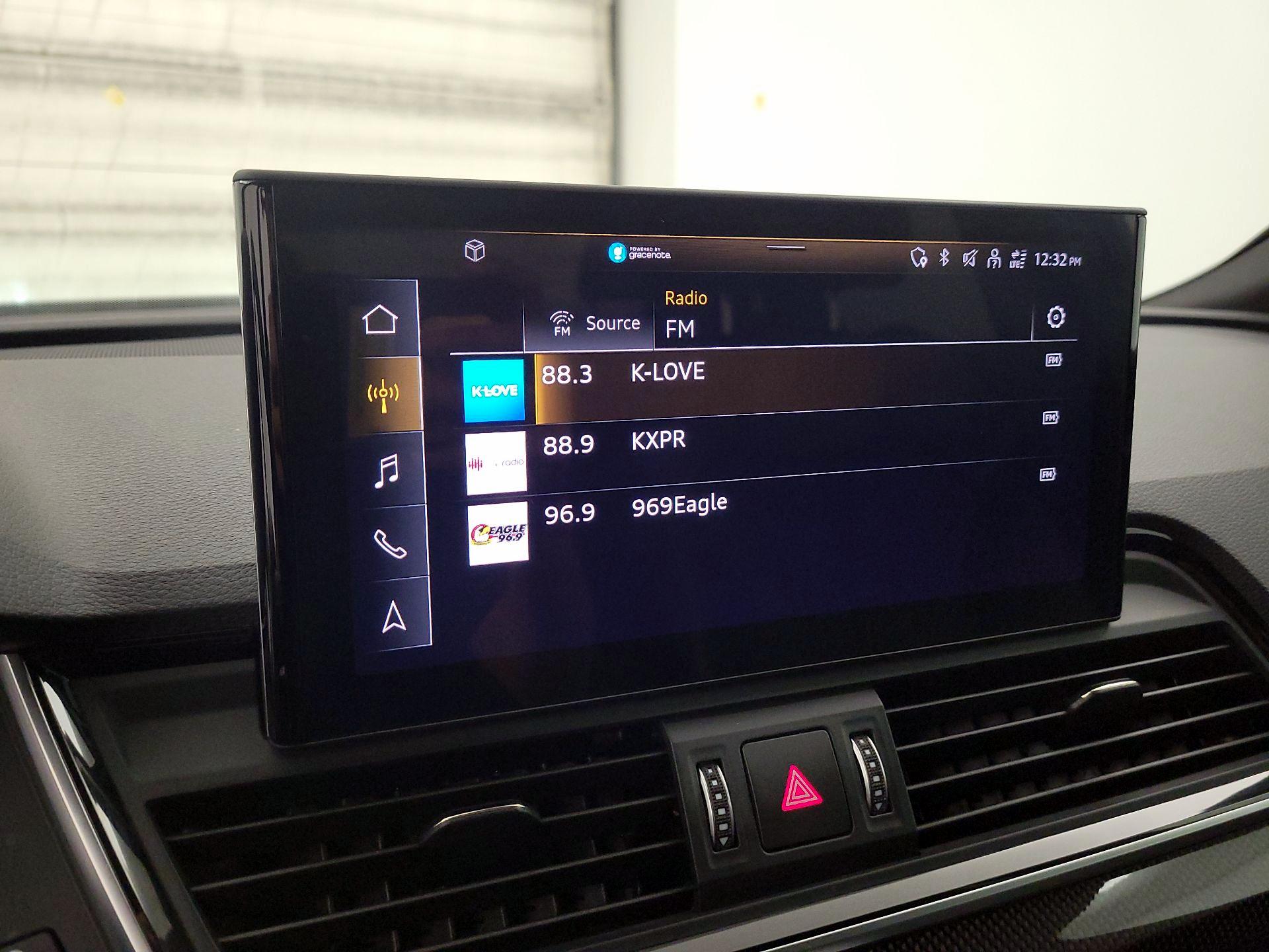 Thumbnail: 2022 Audi SQ5 - 15