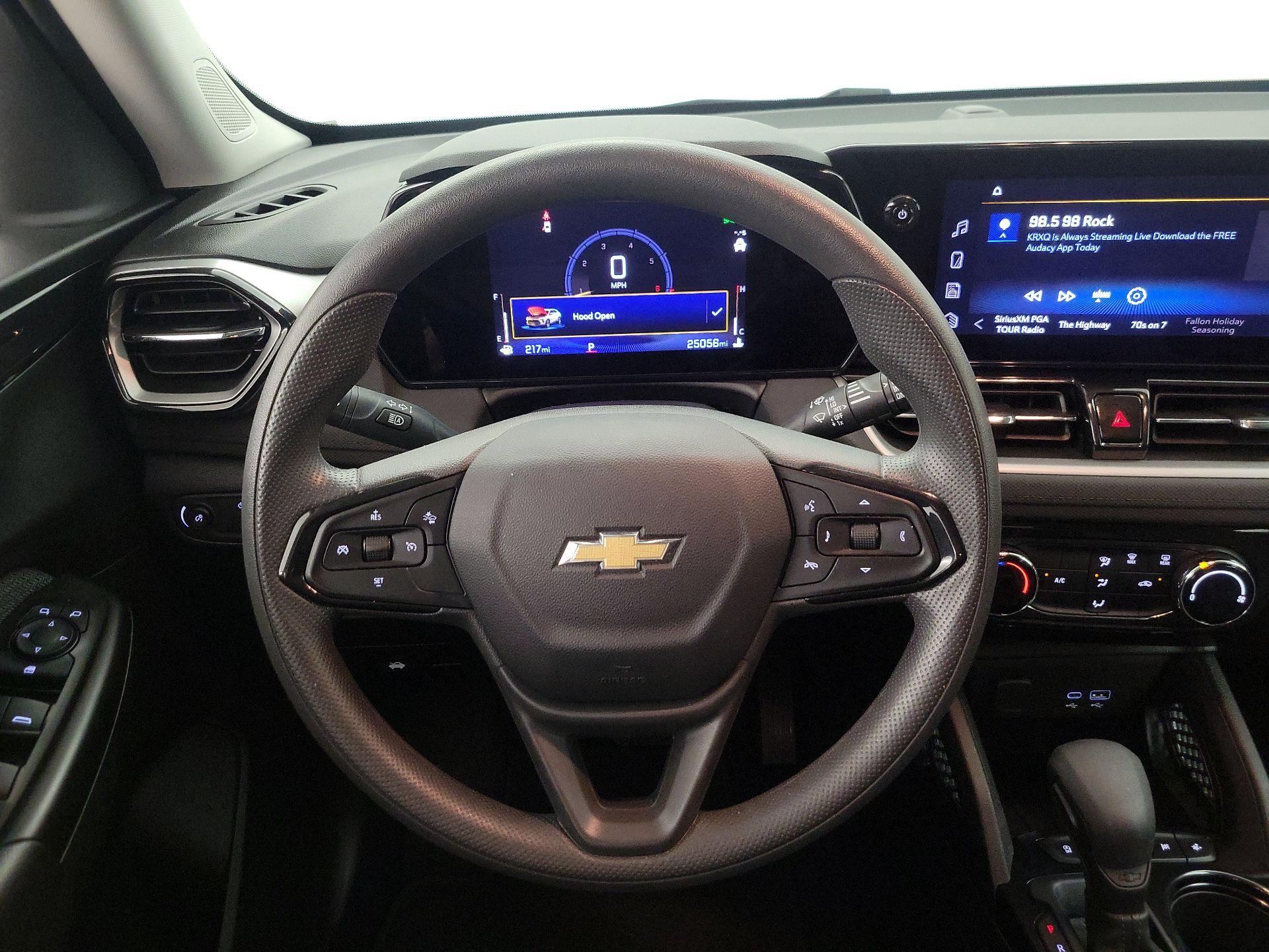 Thumbnail: 2025 Chevrolet TrailBlazer - 10