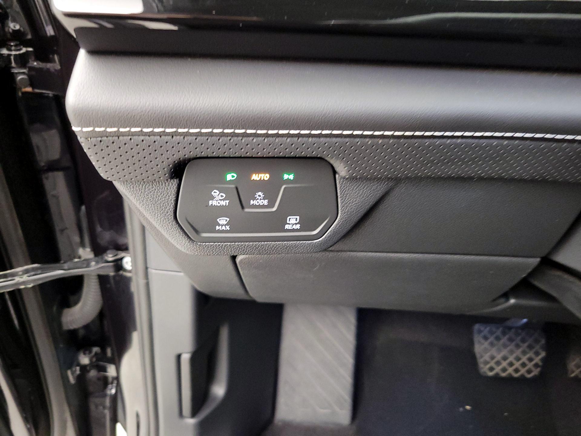 Thumbnail: 2025 Volkswagen Atlas - 13