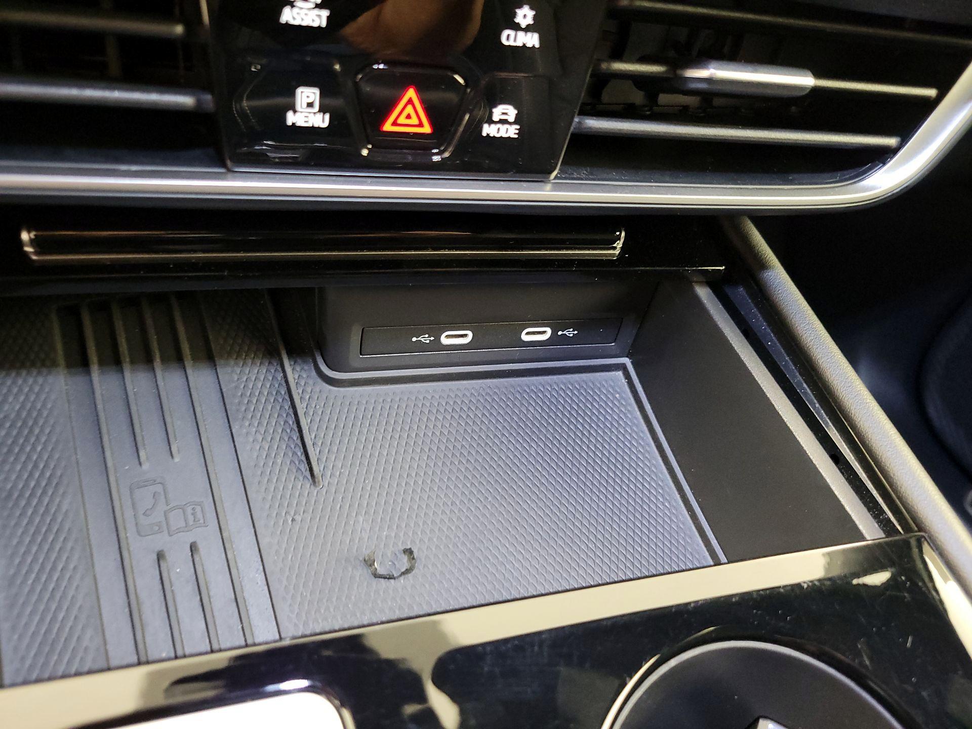 Thumbnail: 2025 Volkswagen Atlas - 18