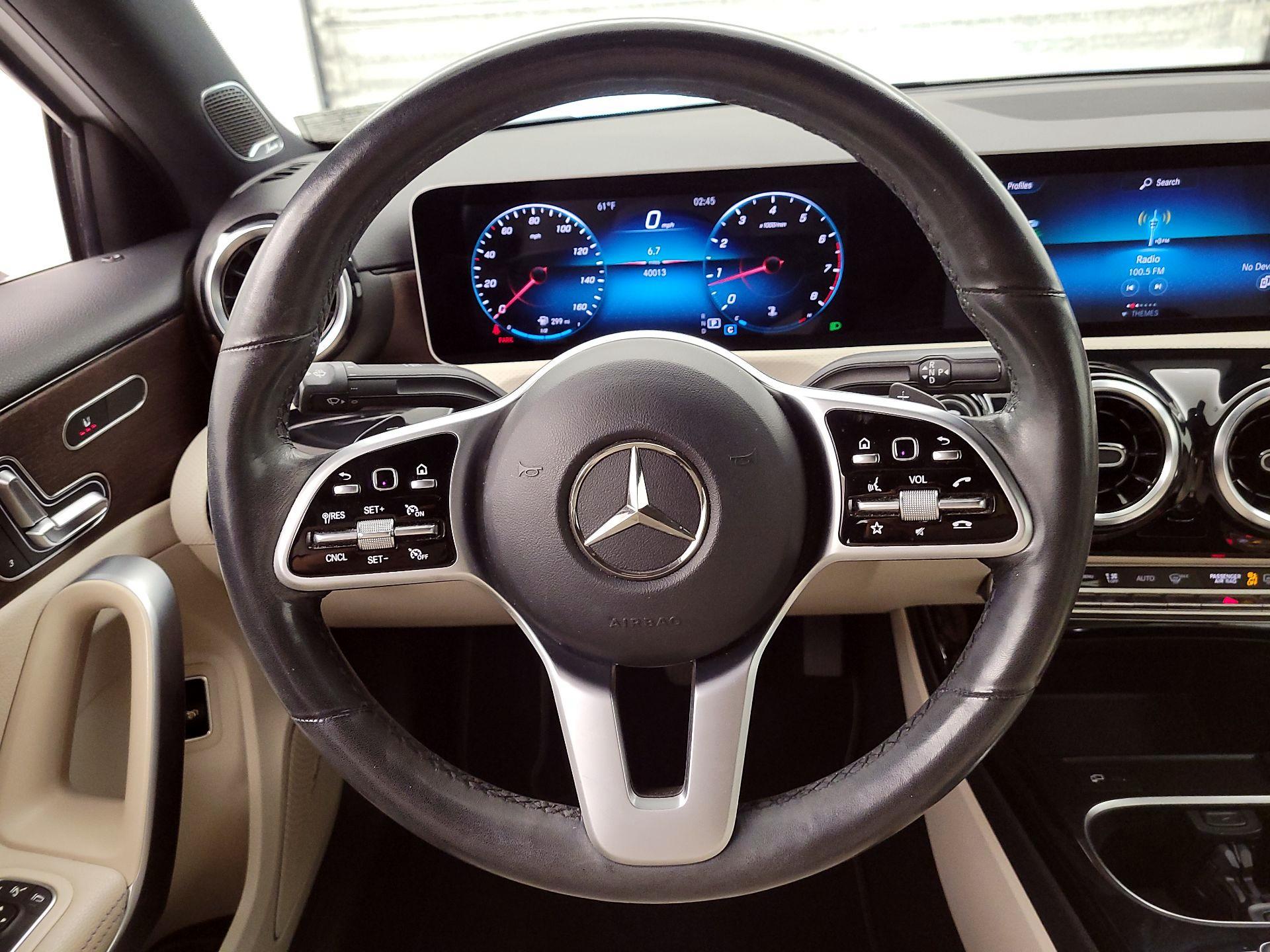 Thumbnail: 2019 Mercedes-Benz A-Class - 10