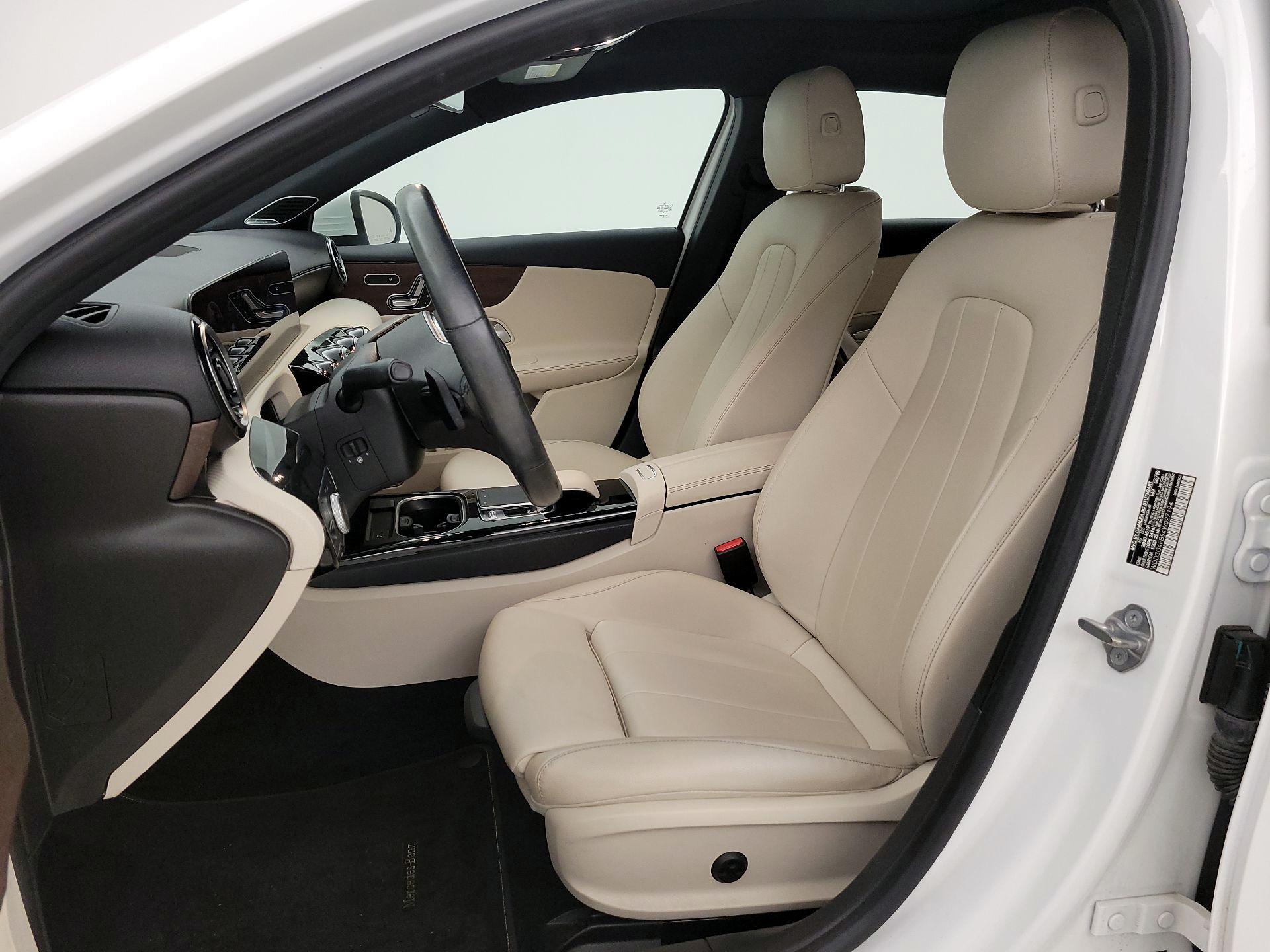 Thumbnail: 2019 Mercedes-Benz A-Class - 11