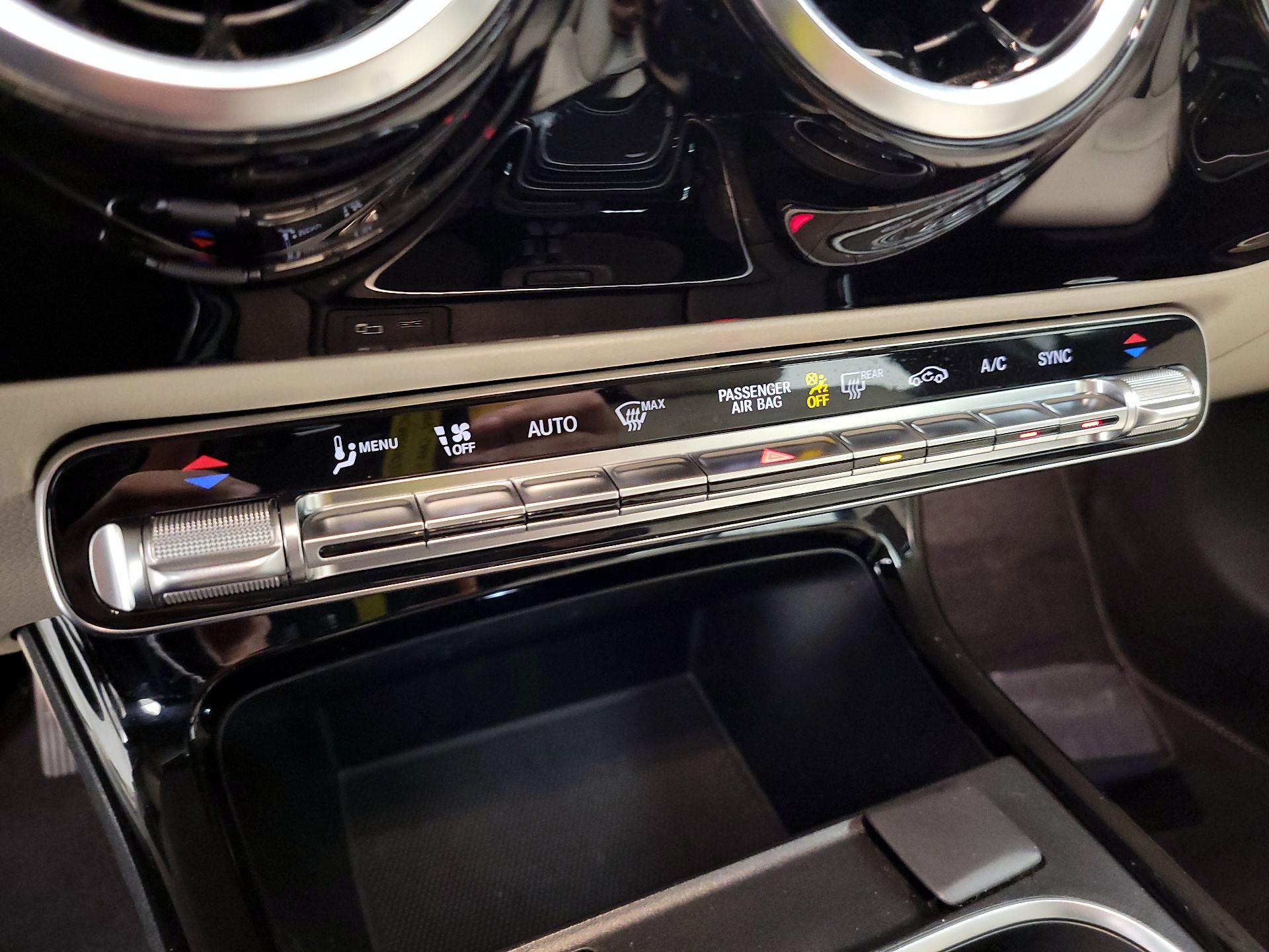 Thumbnail: 2019 Mercedes-Benz A-Class - 16