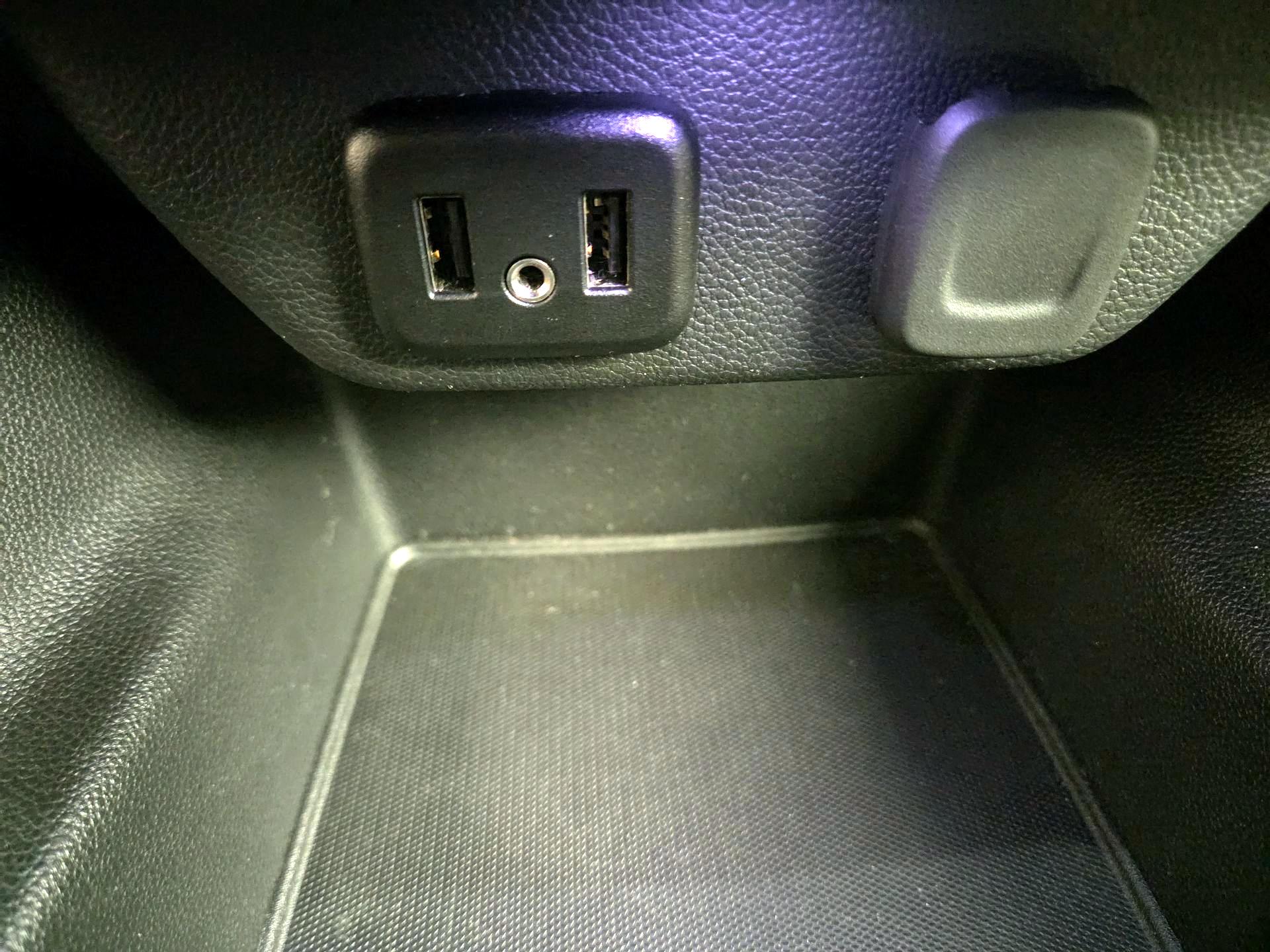 Thumbnail: 2023 Chevrolet Traverse - 18