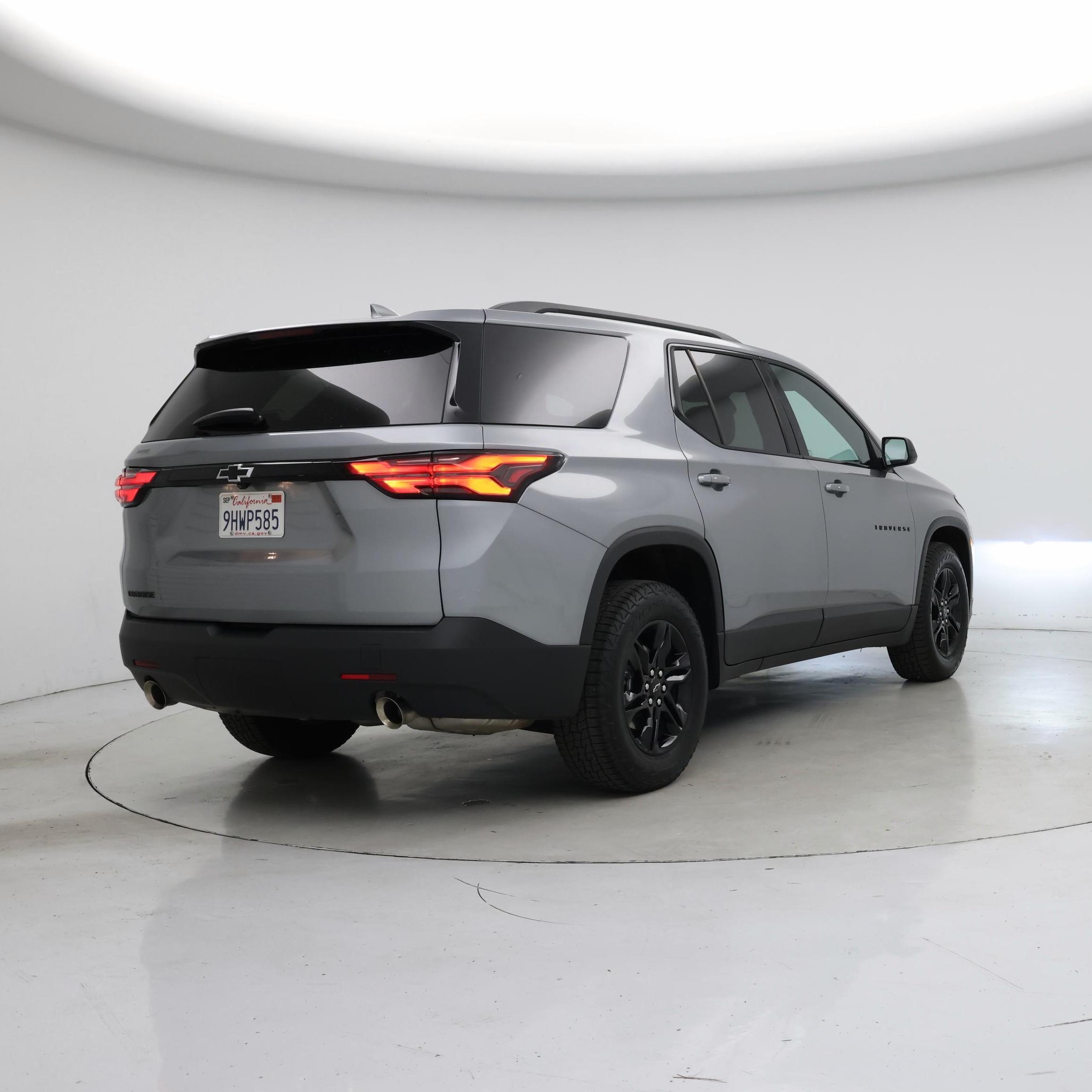 Thumbnail: 2023 Chevrolet Traverse - 8