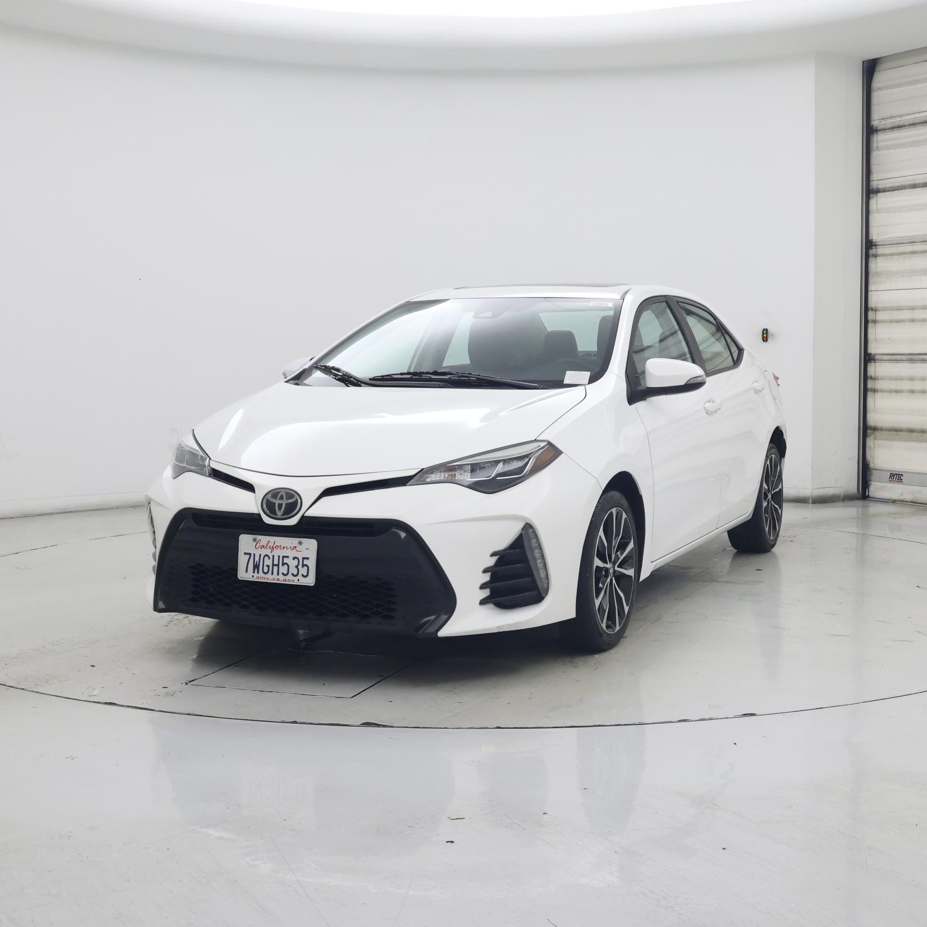 Thumbnail: 2017 Toyota Corolla - 4