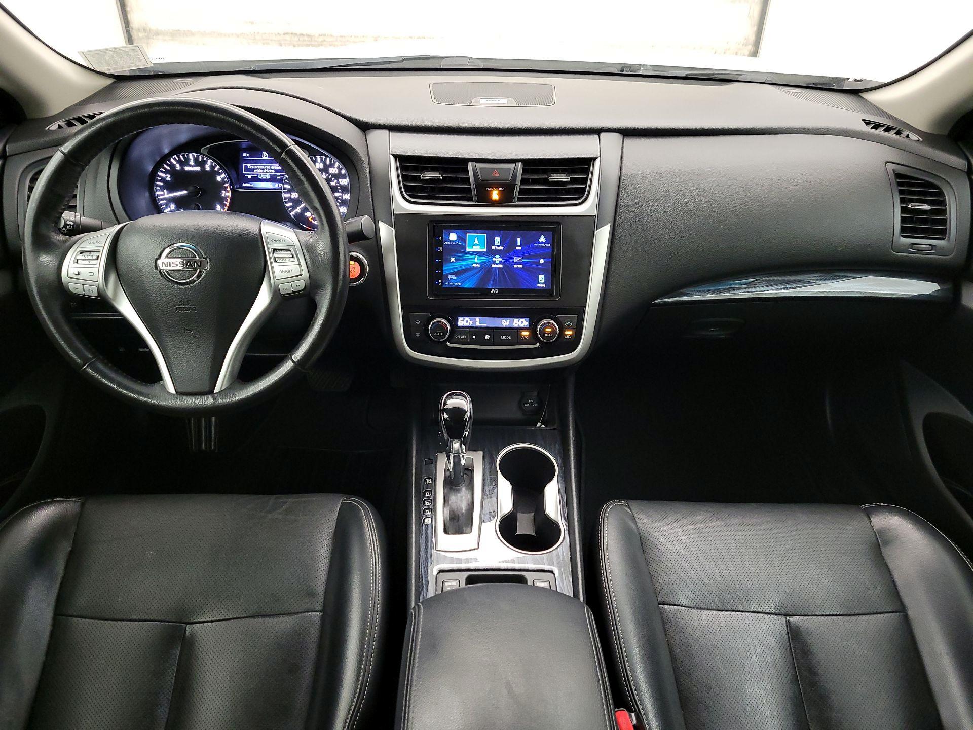 Thumbnail: 2018 Nissan Altima - 9