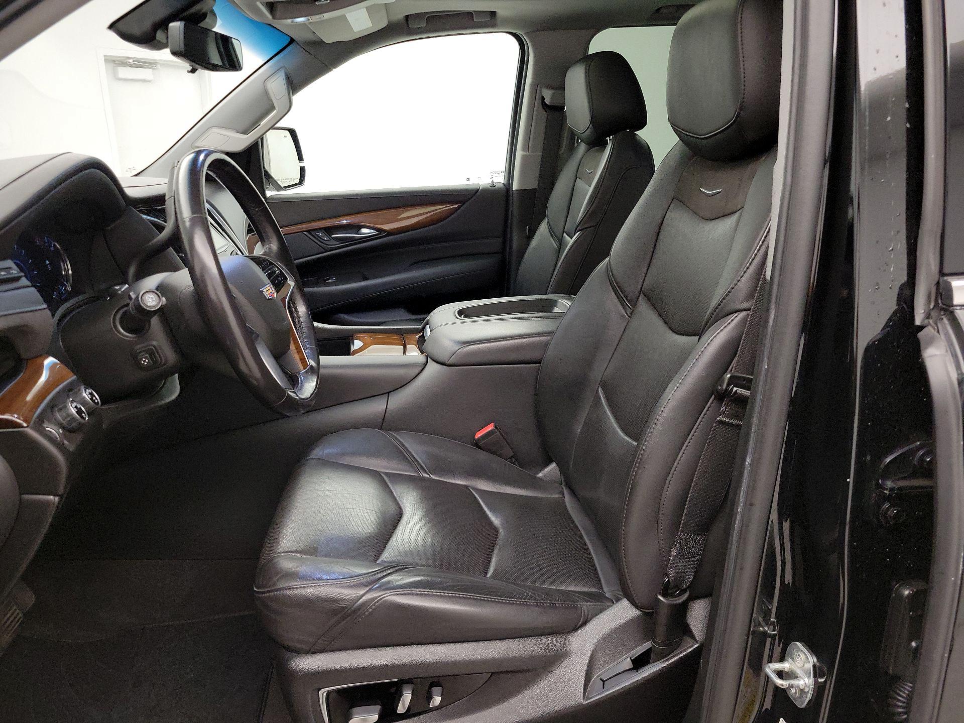 Thumbnail: 2020 Cadillac Escalade - 11