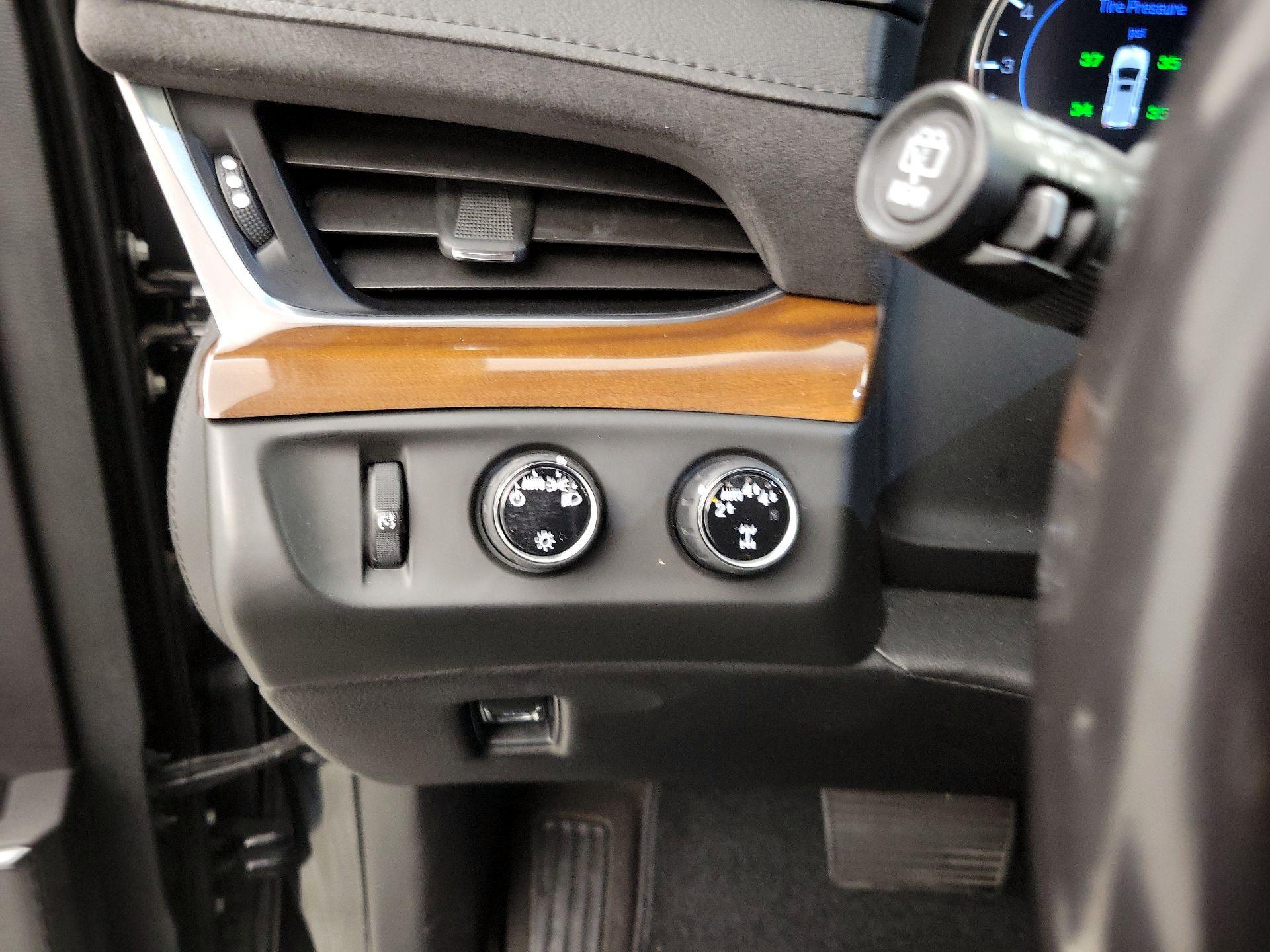 Thumbnail: 2020 Cadillac Escalade - 13