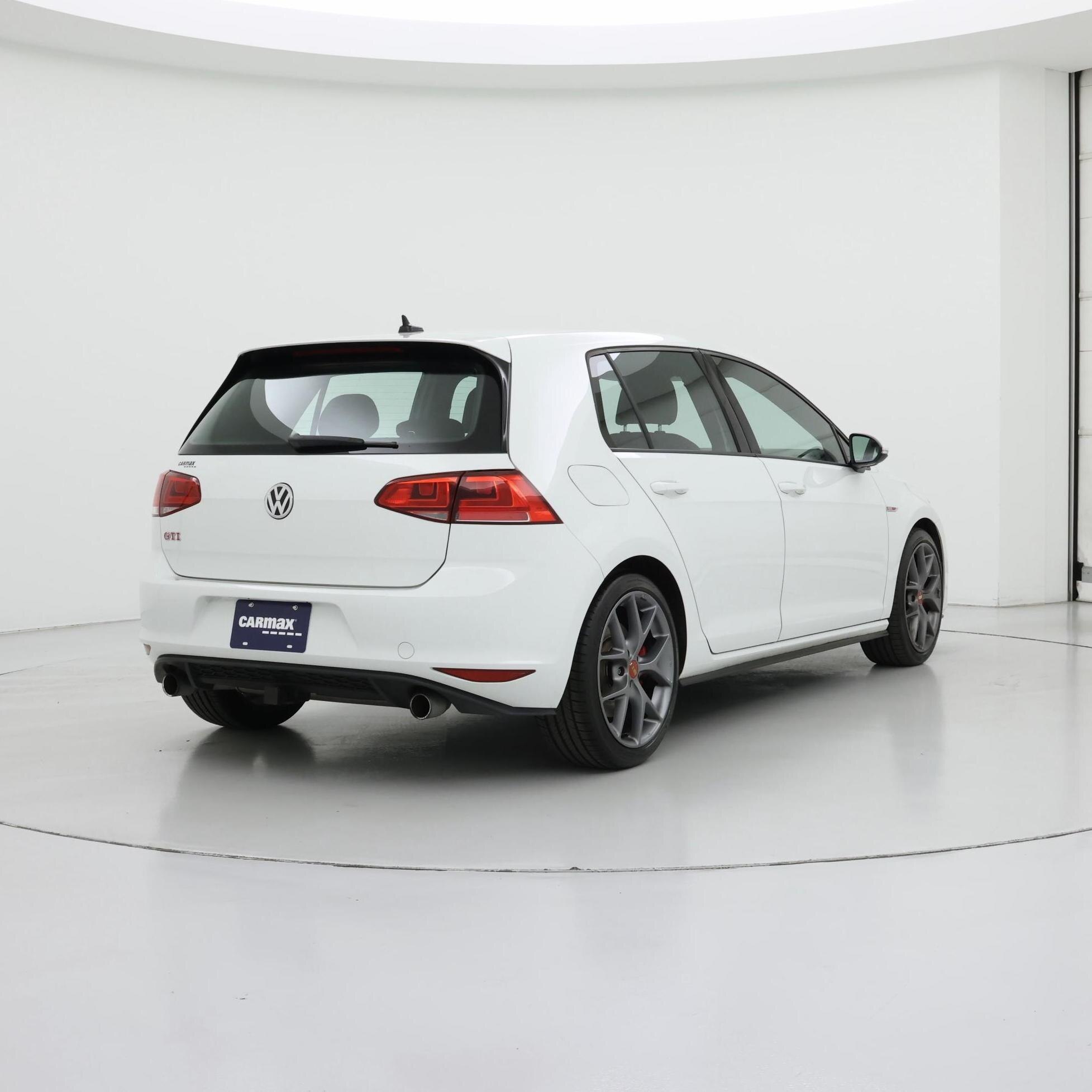 Thumbnail: 2017 Volkswagen Golf - 8