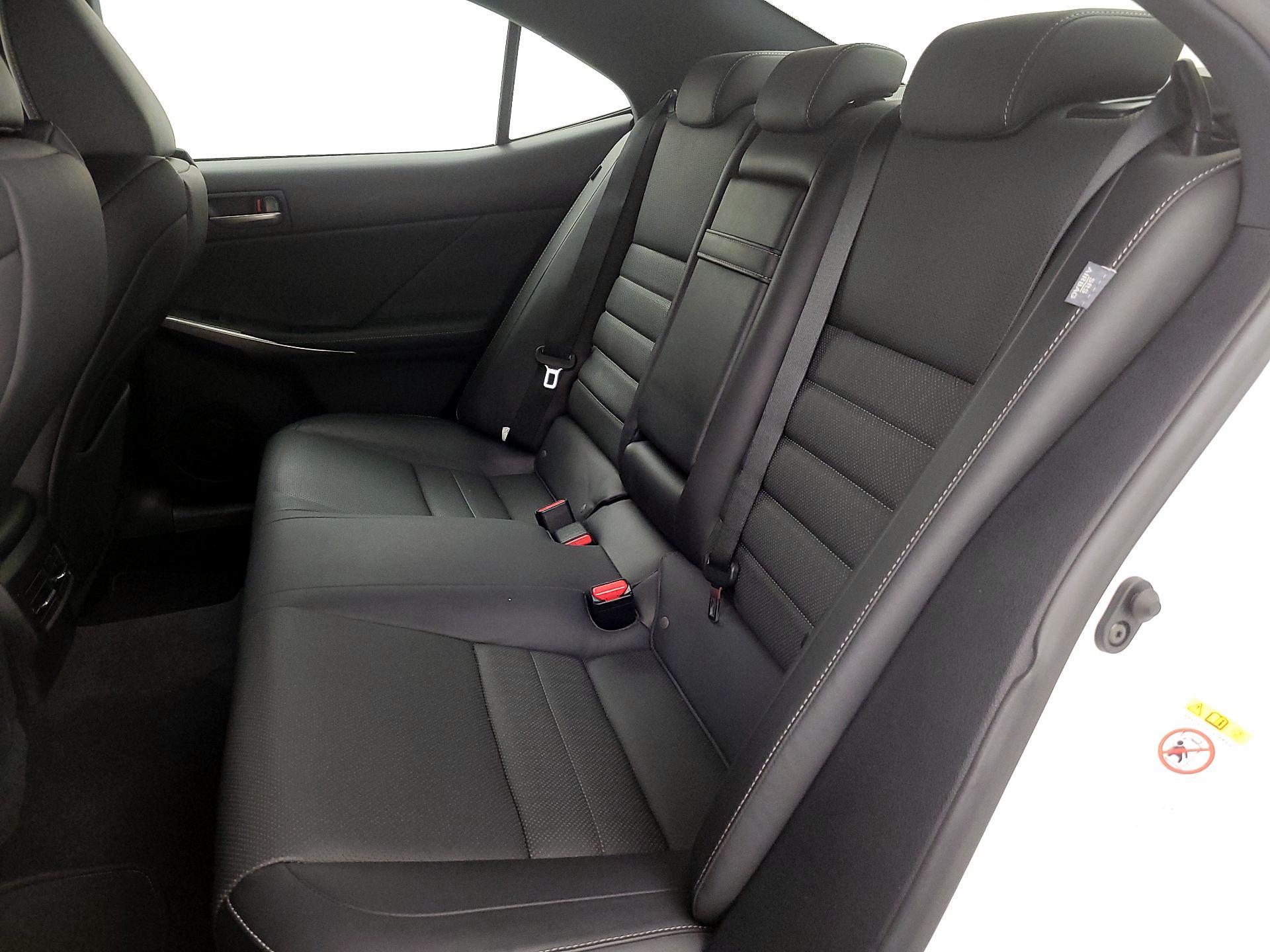 Thumbnail: 2018 Lexus IS - 18