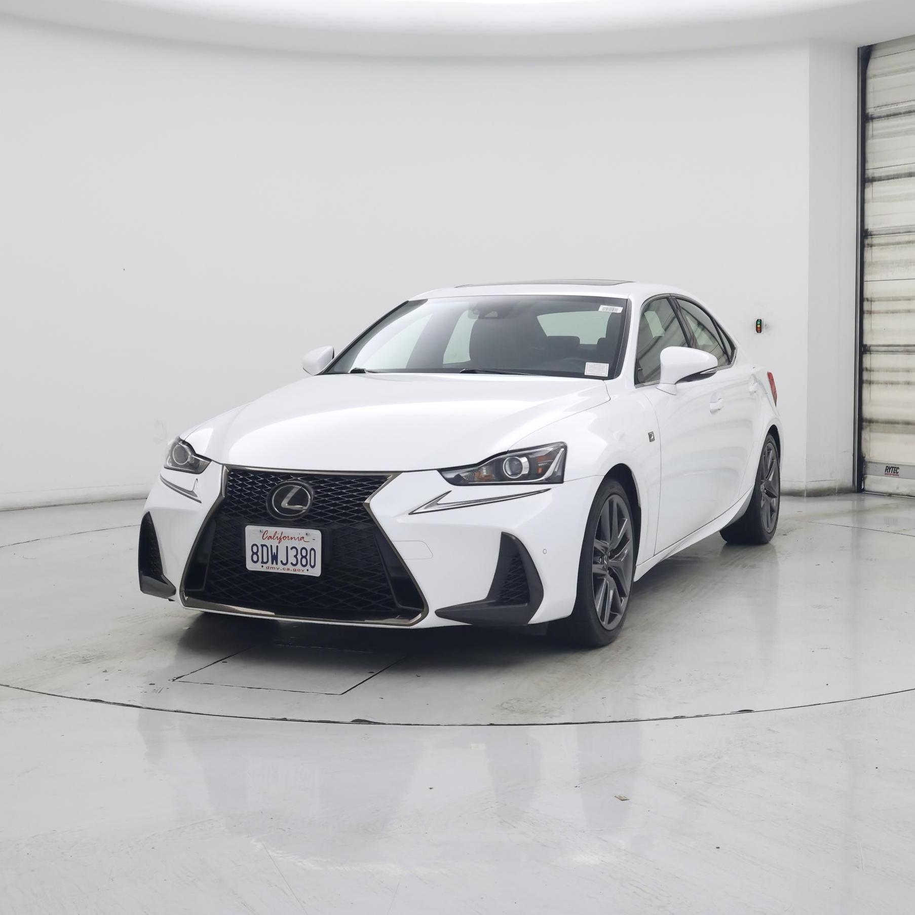 Thumbnail: 2018 Lexus IS - 4