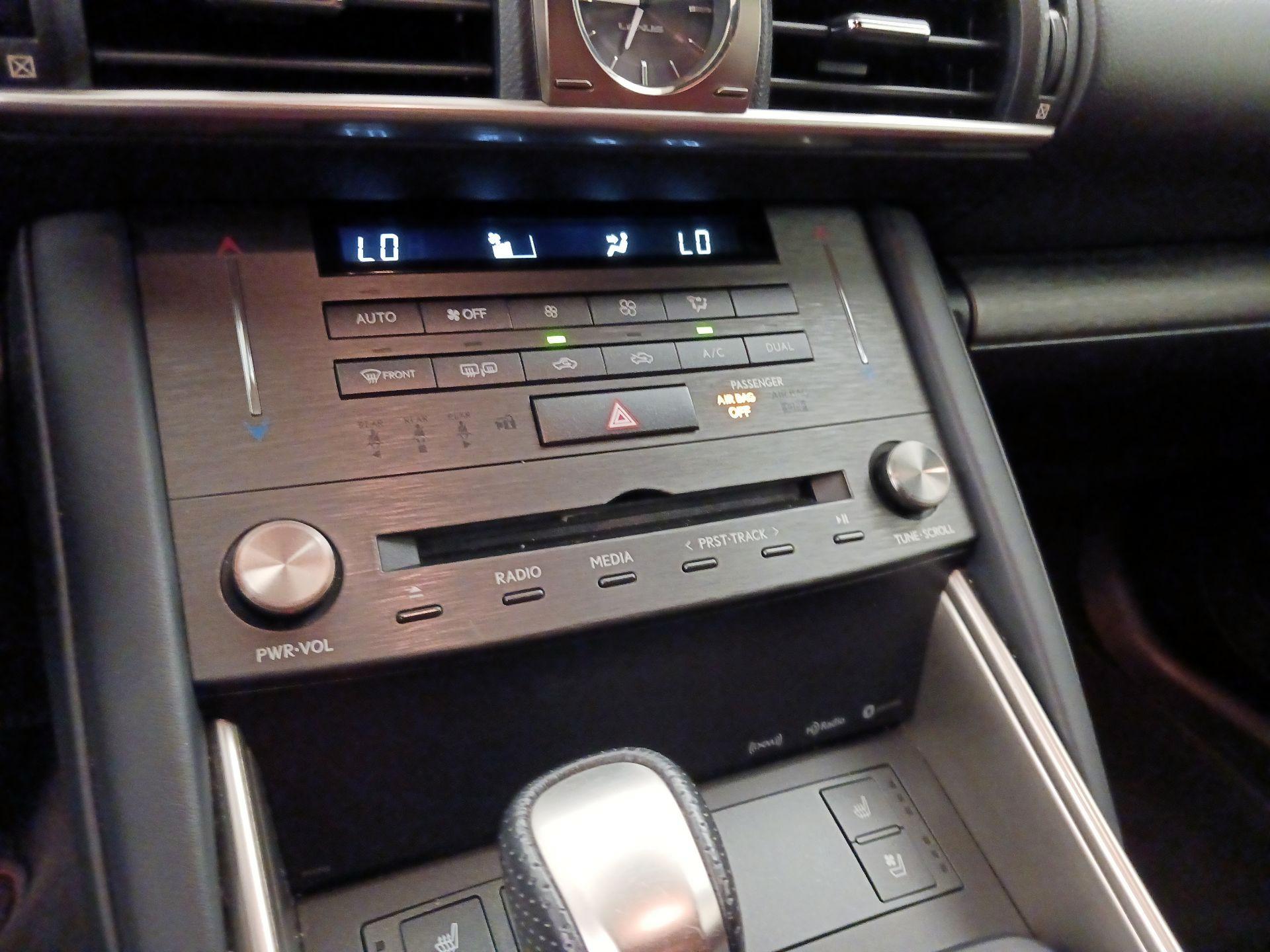 Thumbnail: 2020 Lexus IS - 16