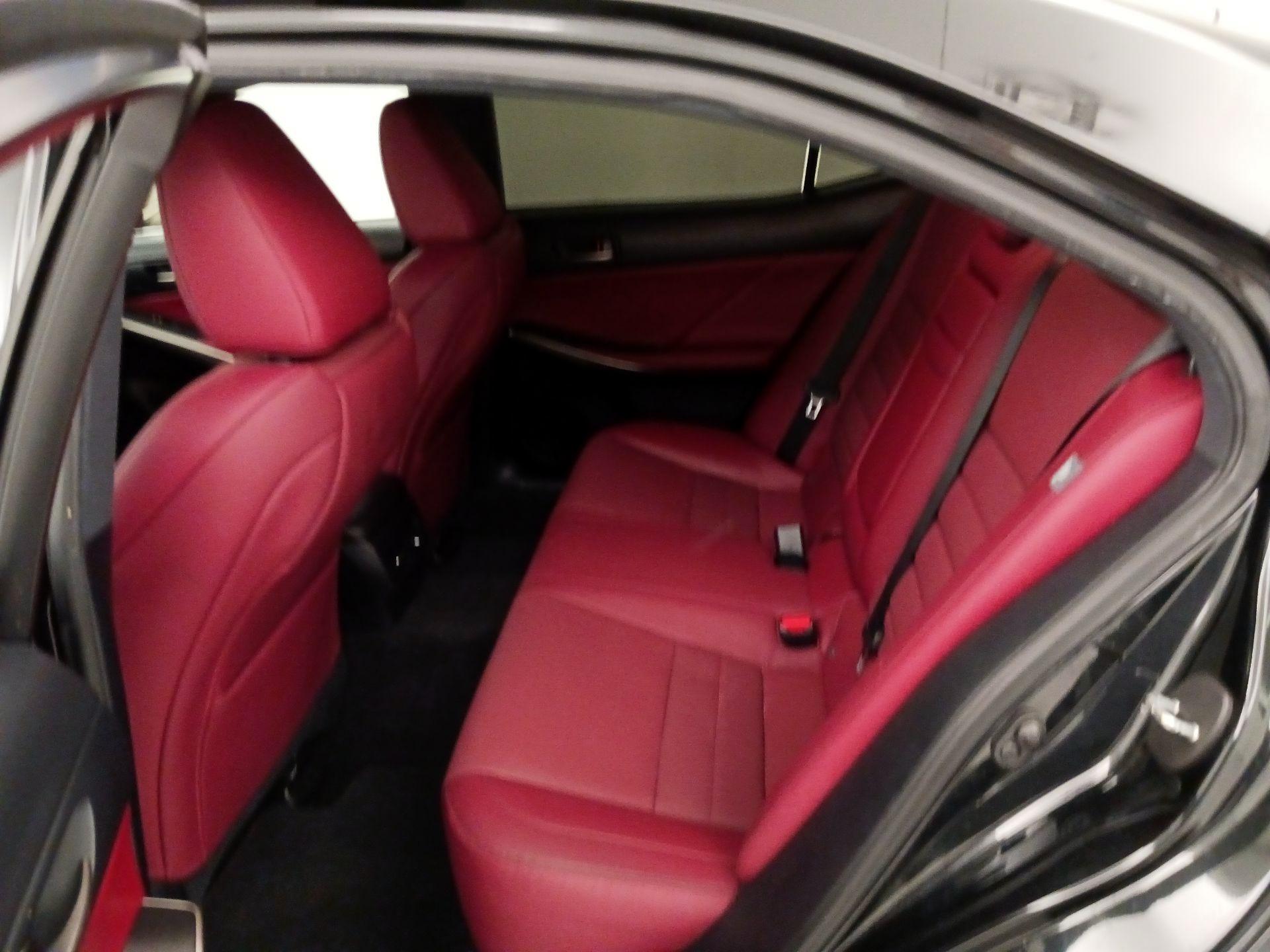 Thumbnail: 2020 Lexus IS - 19