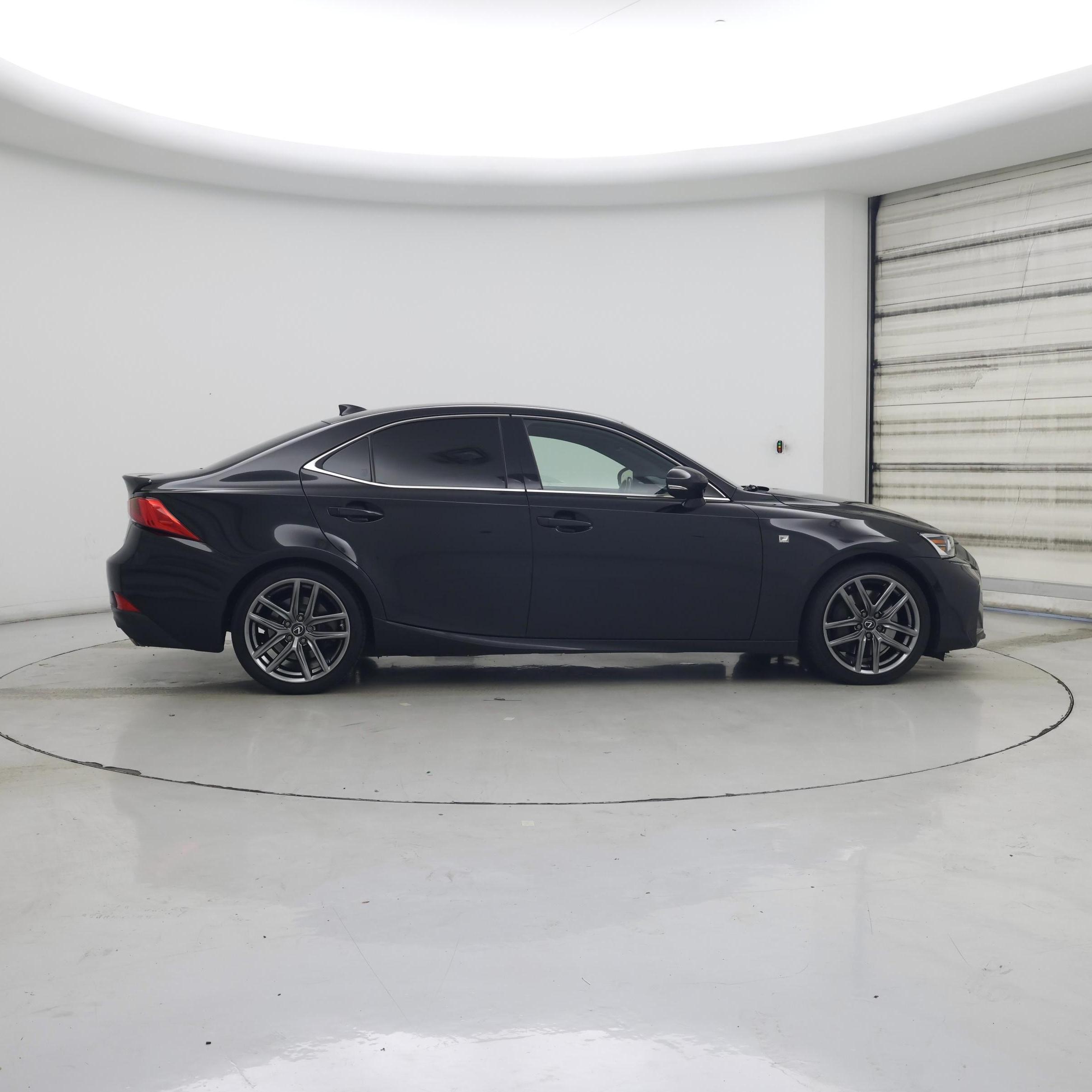 Thumbnail: 2020 Lexus IS - 7