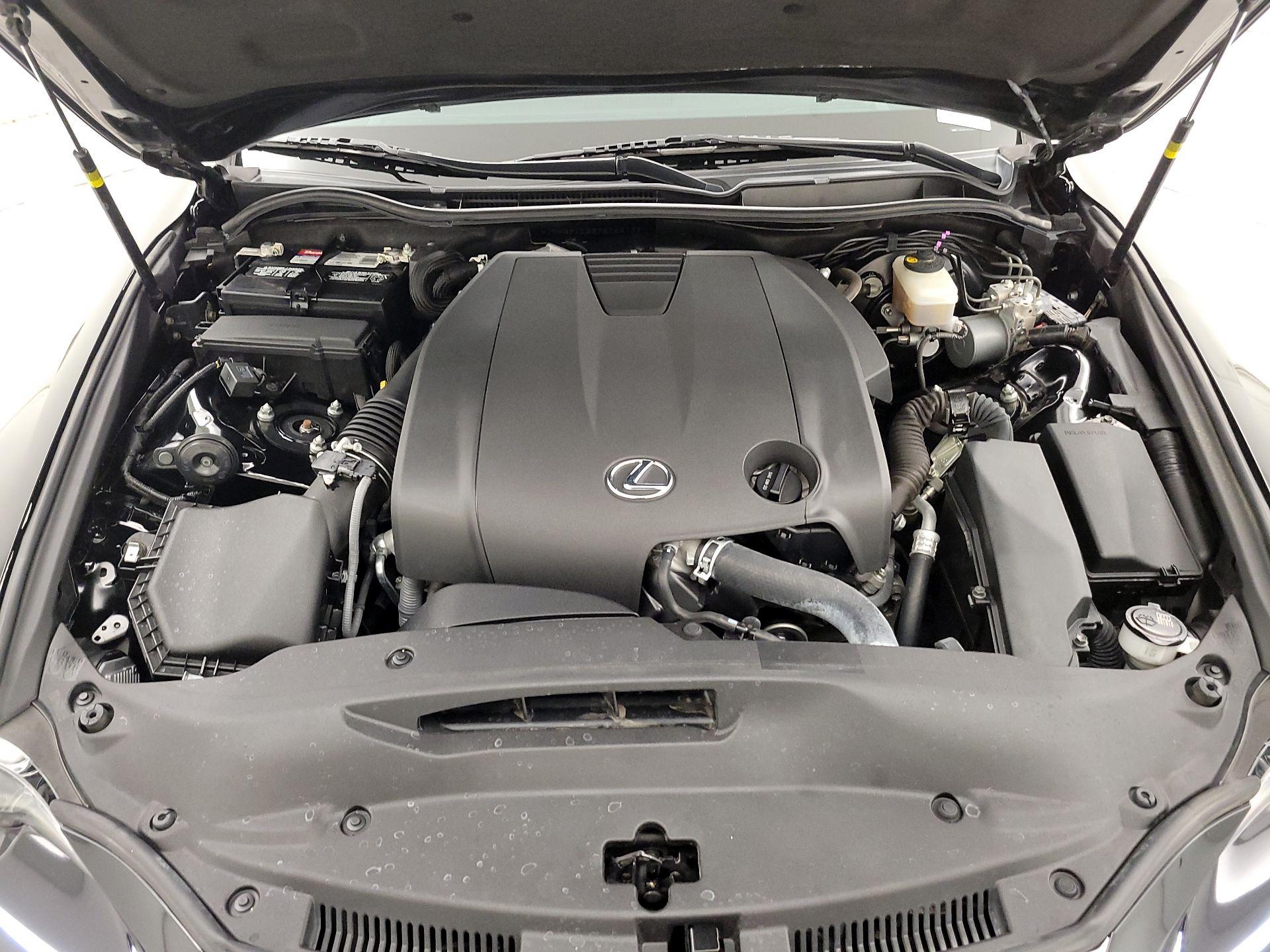 Thumbnail: 2015 Lexus IS - 19