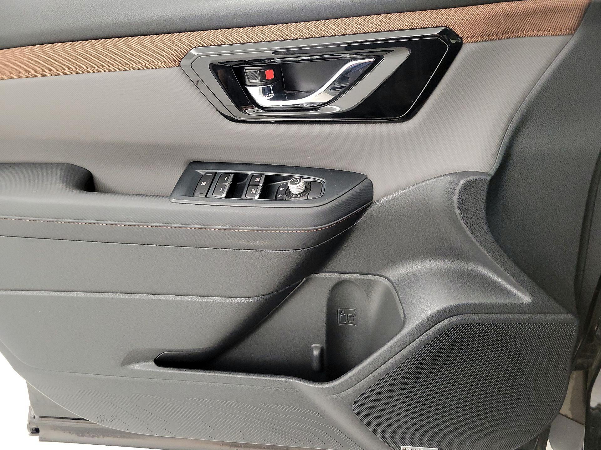 Thumbnail: 2025 Subaru Forester - 12