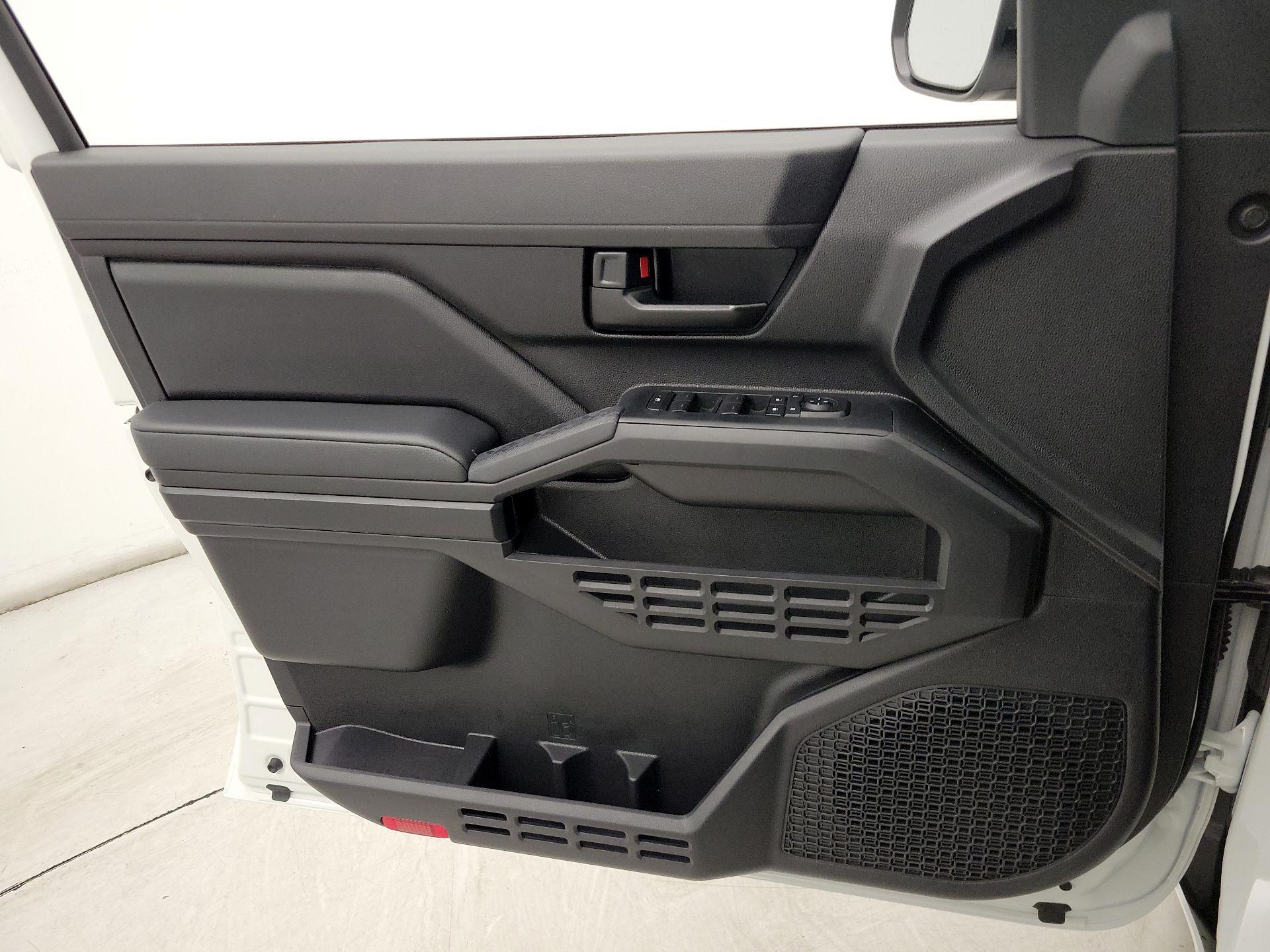 Thumbnail: 2025 Toyota Tacoma - 12