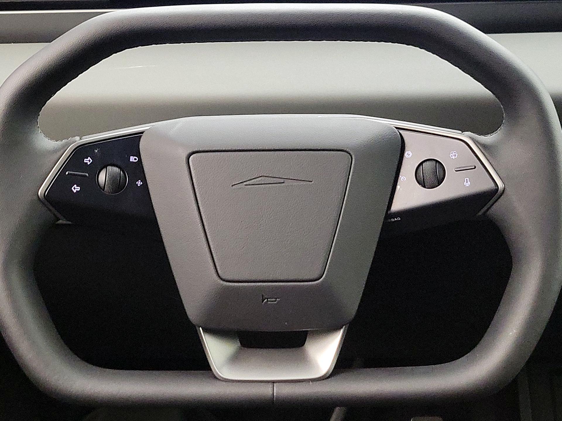 Thumbnail: 2026 Tesla Cybertruck - 10