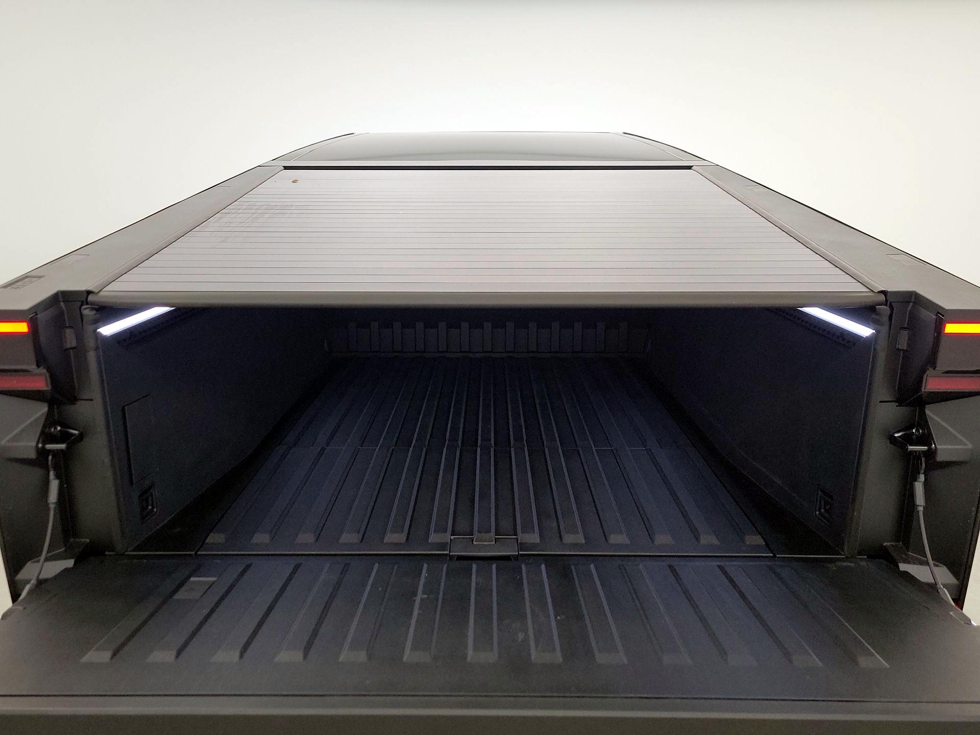 Thumbnail: 2026 Tesla Cybertruck - 19