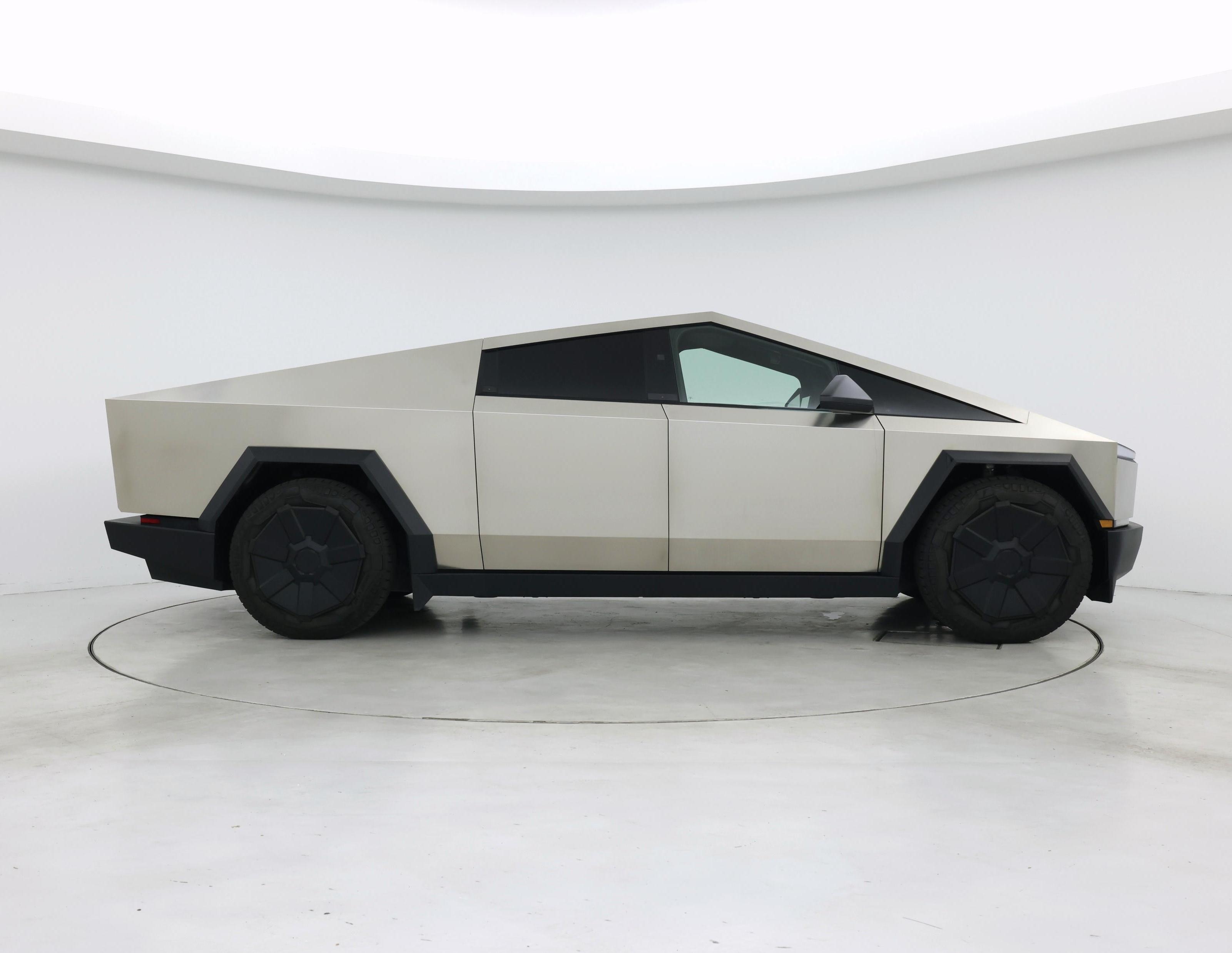 Thumbnail: 2026 Tesla Cybertruck - 7