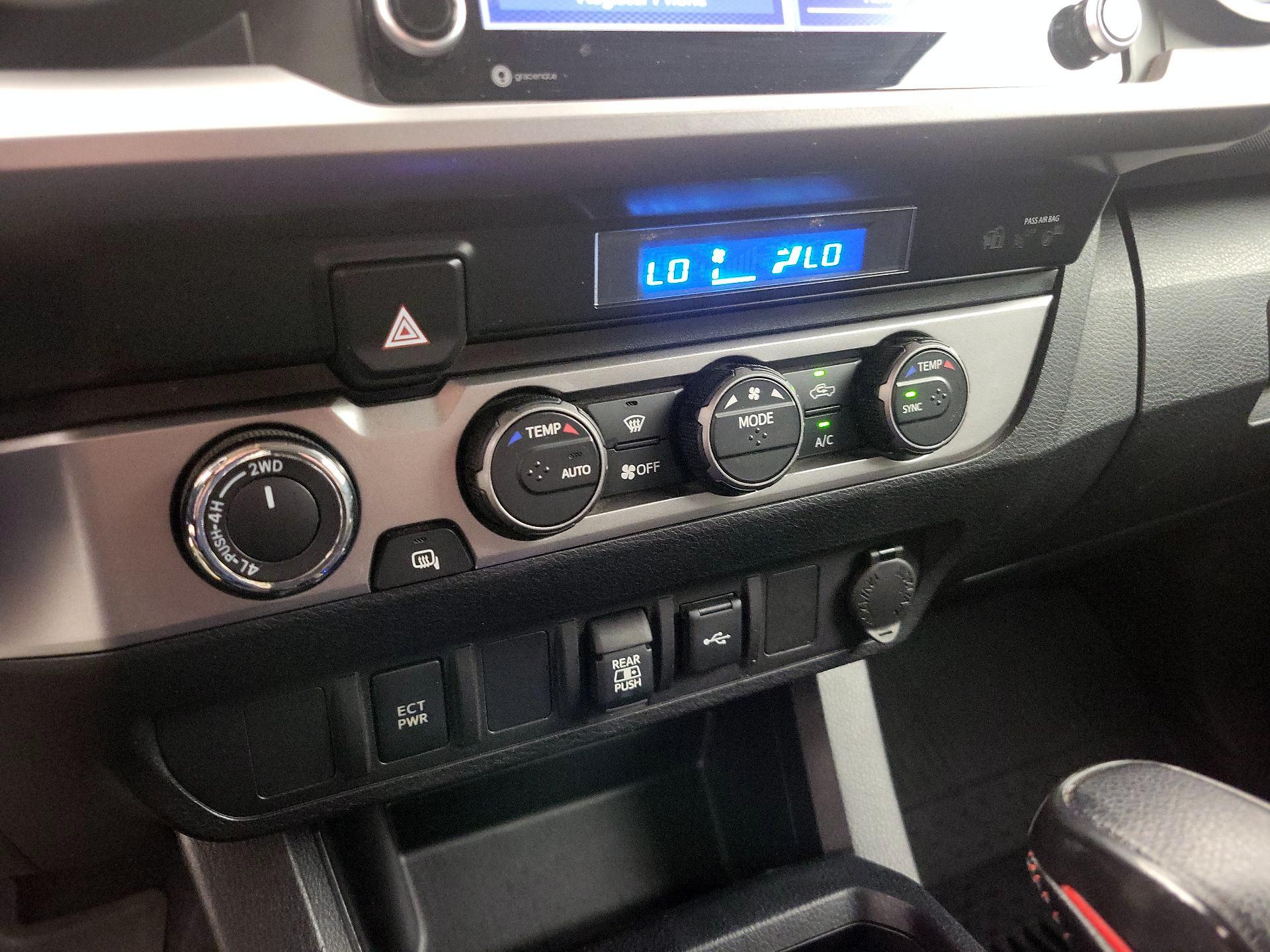 Thumbnail: 2021 Toyota Tacoma - 16