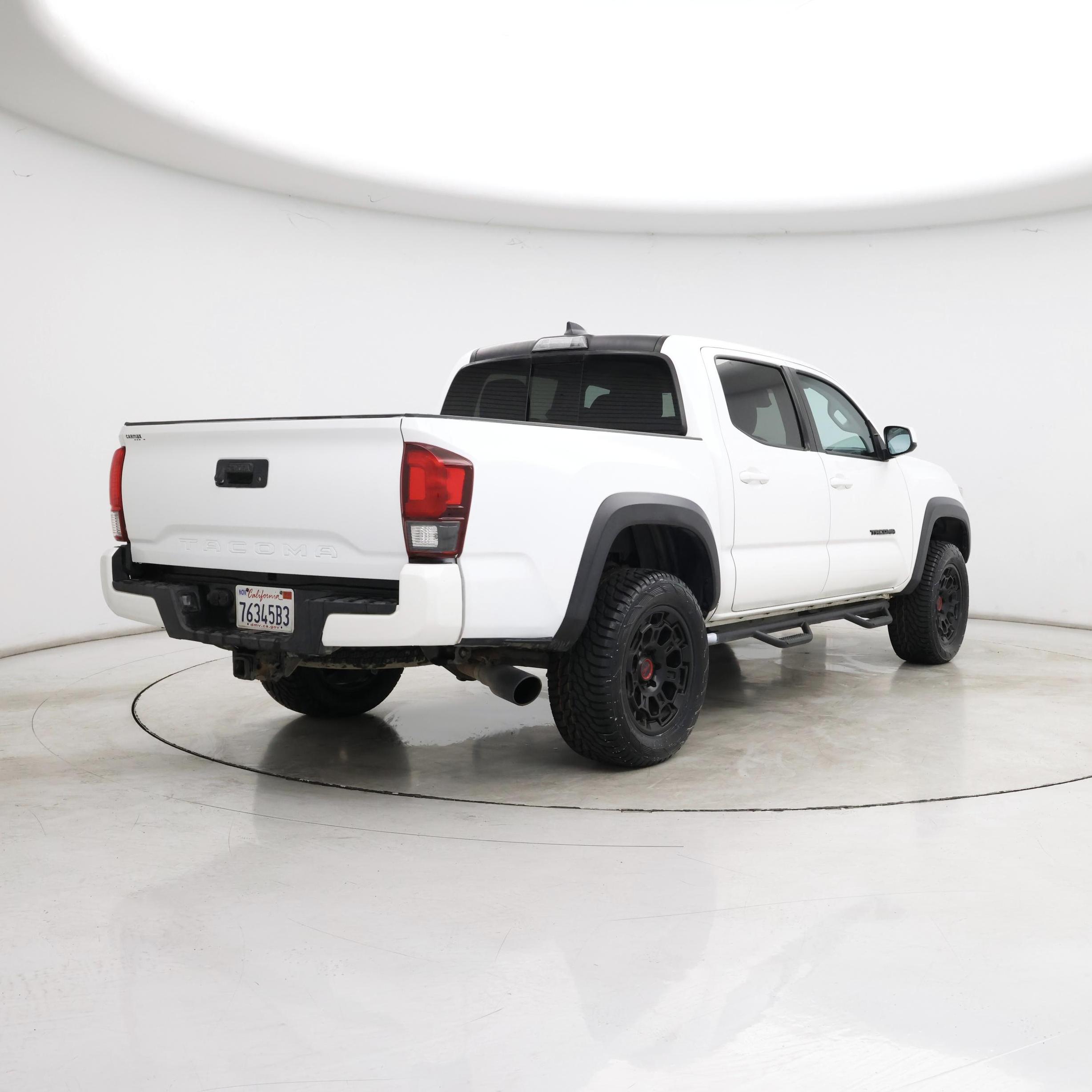 Thumbnail: 2021 Toyota Tacoma - 8