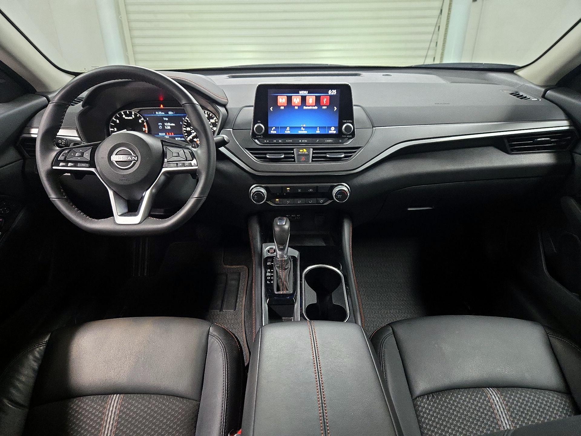 Thumbnail: 2025 Nissan Altima - 9