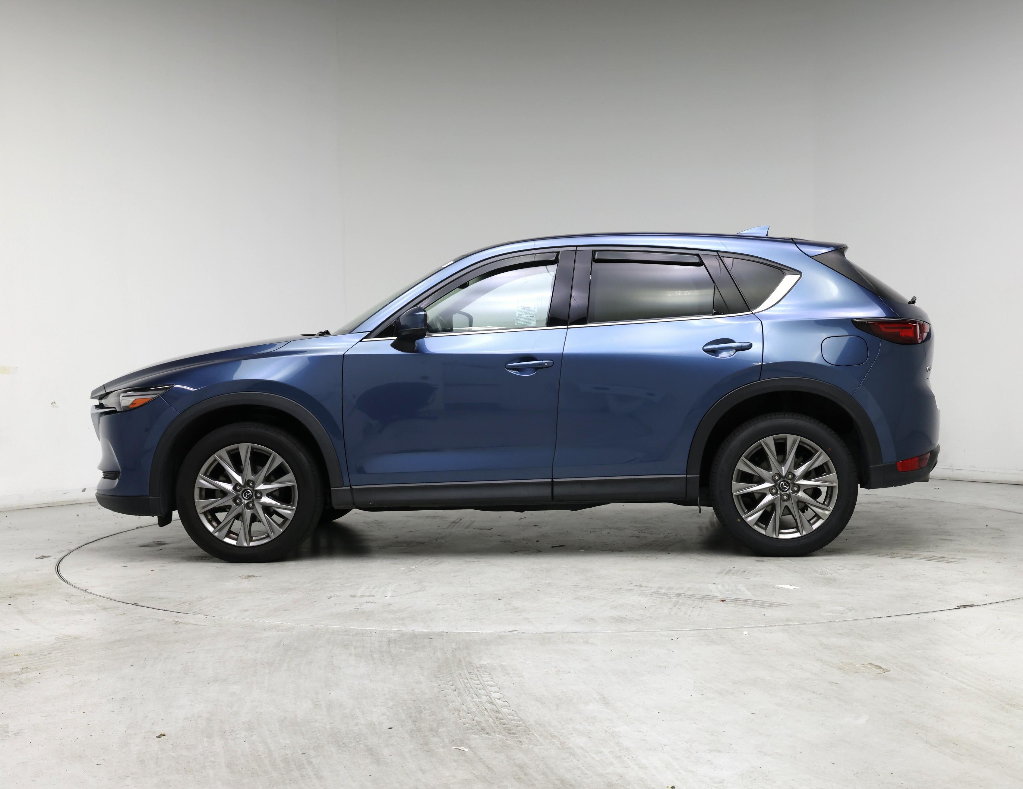 Thumbnail: 2021 Mazda CX-5 - 3