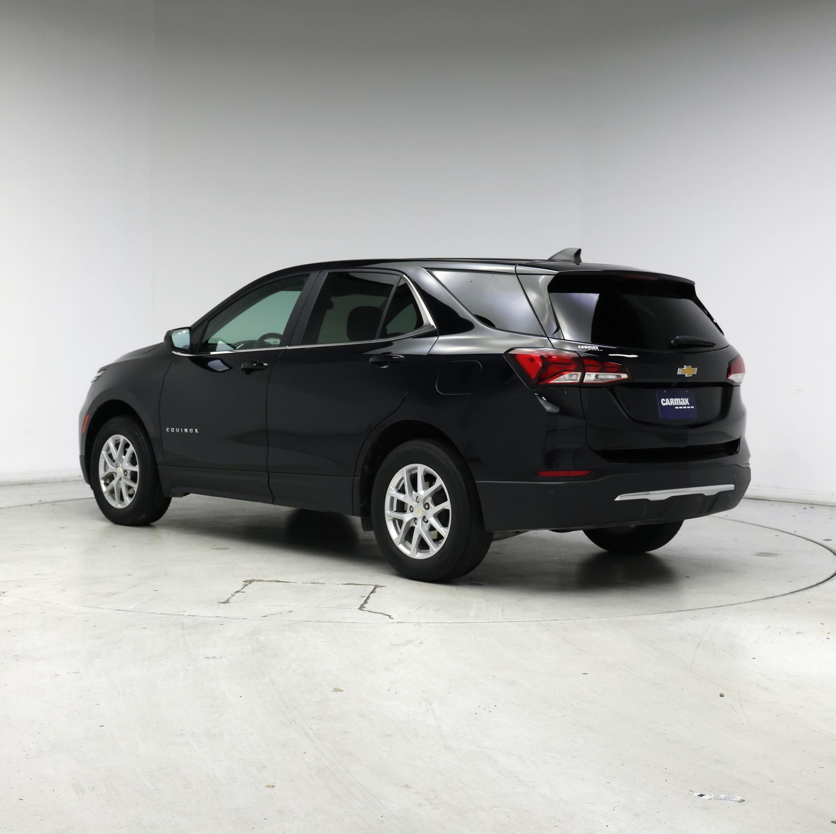 Thumbnail: 2022 Chevrolet Equinox - 2