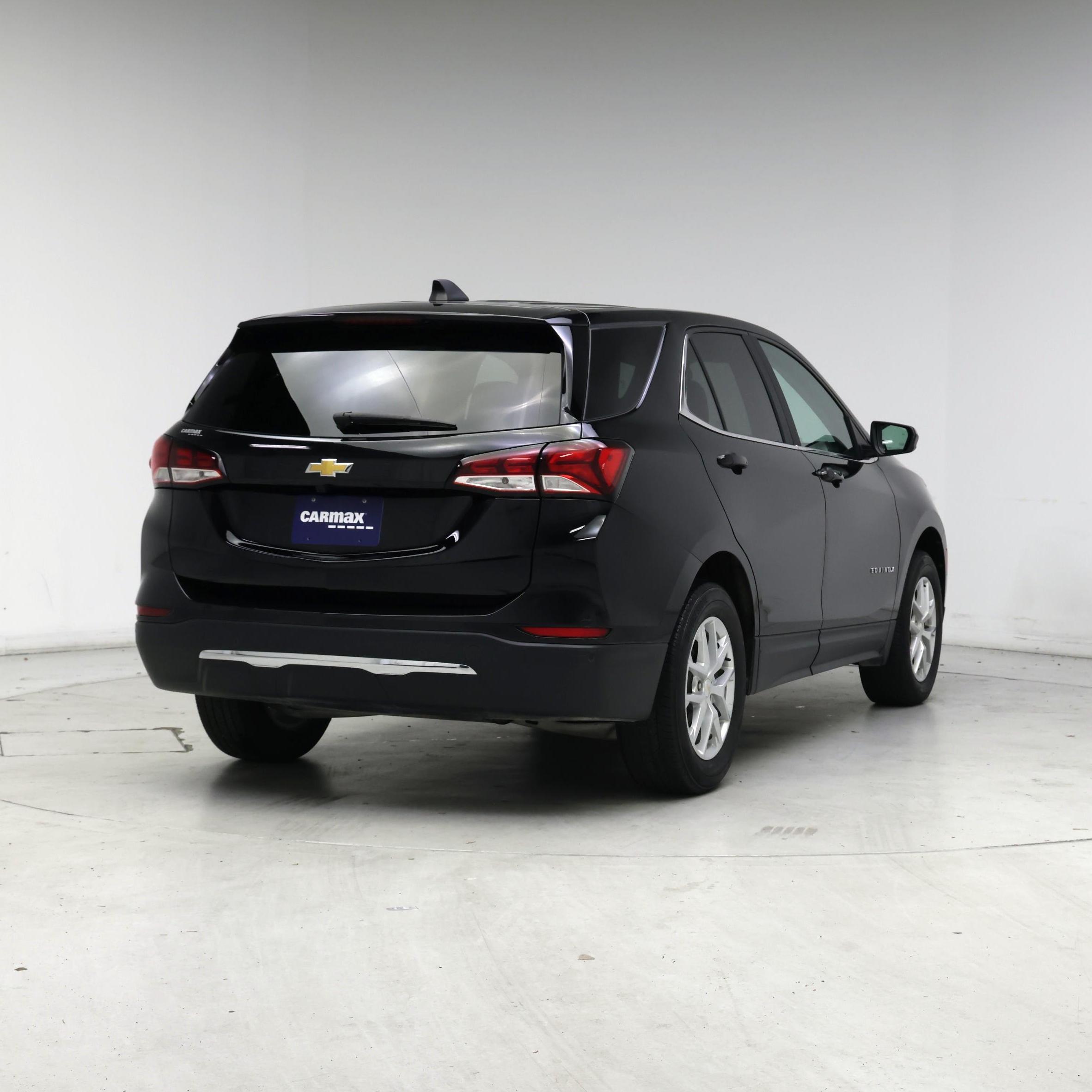 Thumbnail: 2022 Chevrolet Equinox - 8
