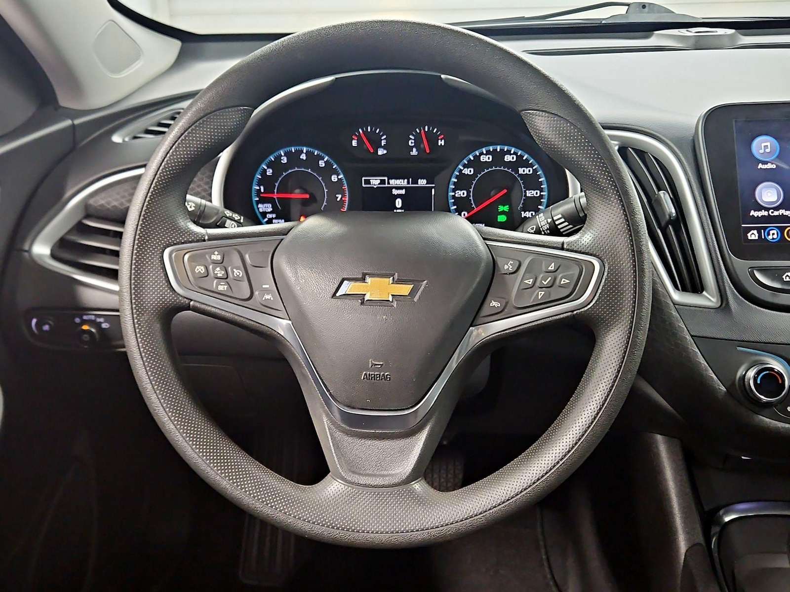 2023 Chevrolet Malibu 1LT - Photo 11