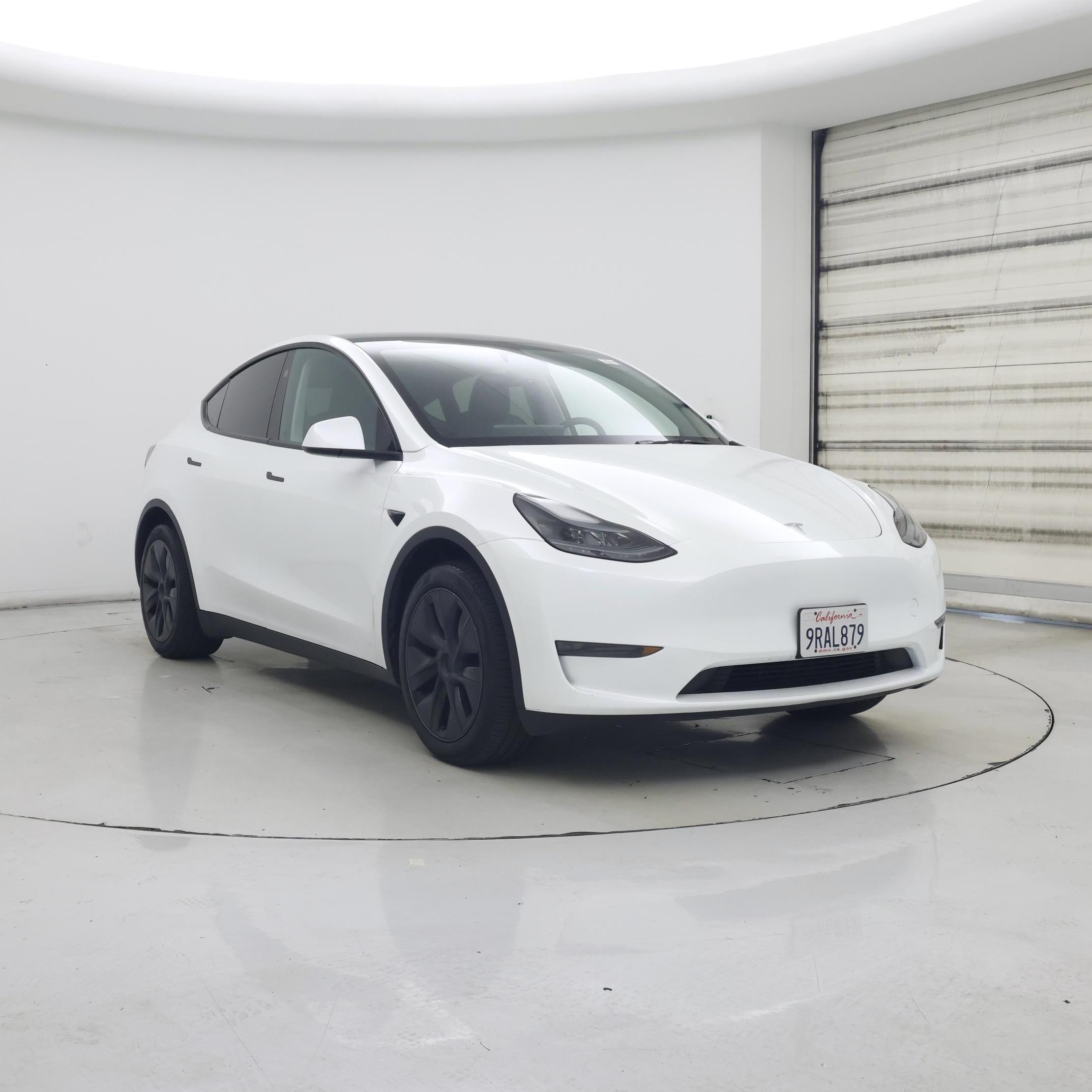 2025 Tesla Model Y Long Range RWD