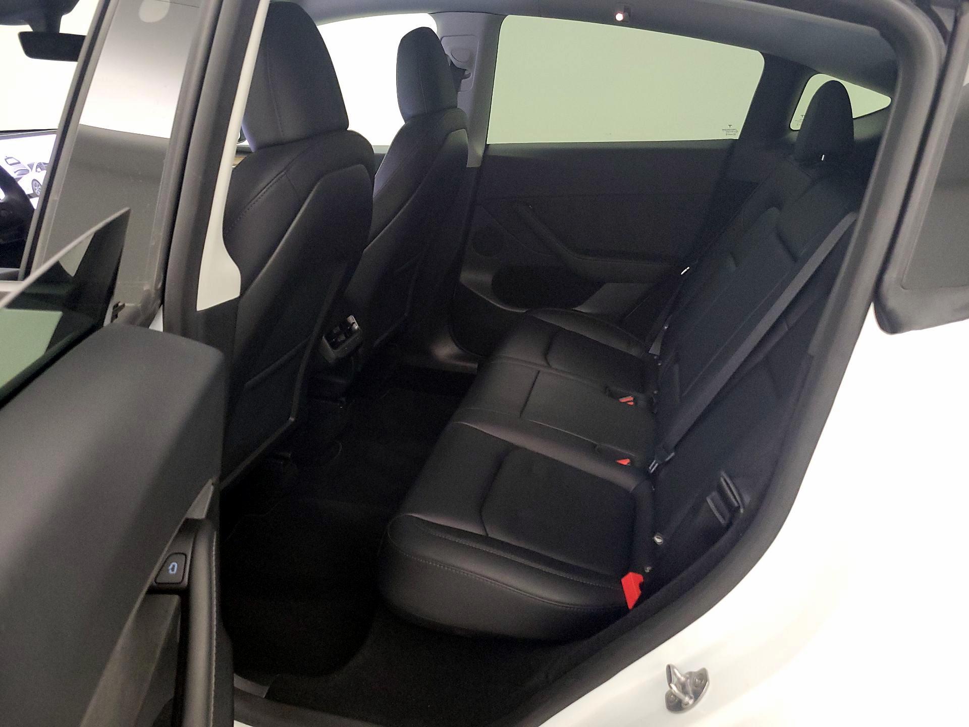 Thumbnail: 2025 Tesla Model Y - 18