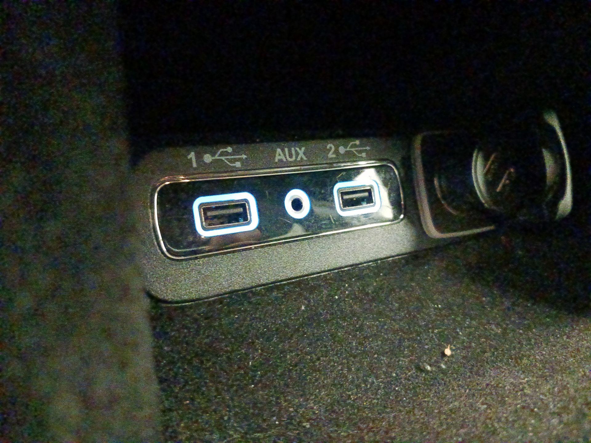 Thumbnail: 2018 Jeep Grand Cherokee - 18