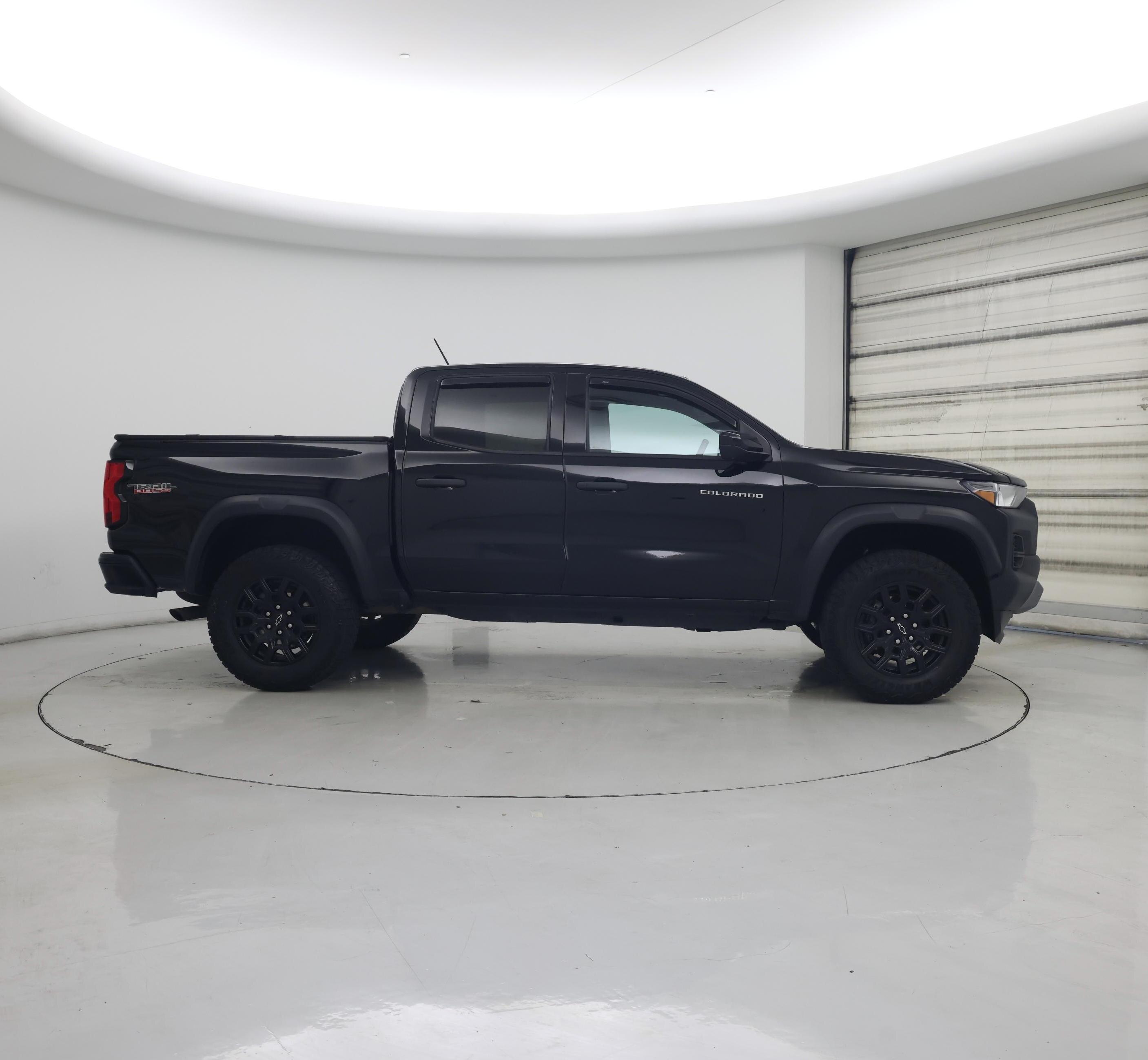 Thumbnail: 2023 Chevrolet Colorado - 7