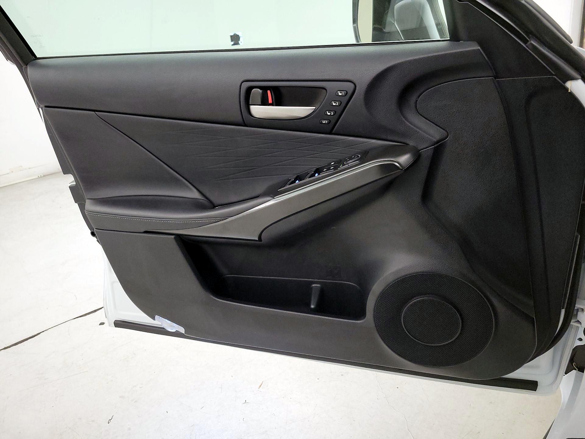 Thumbnail: 2024 Lexus IS - 12