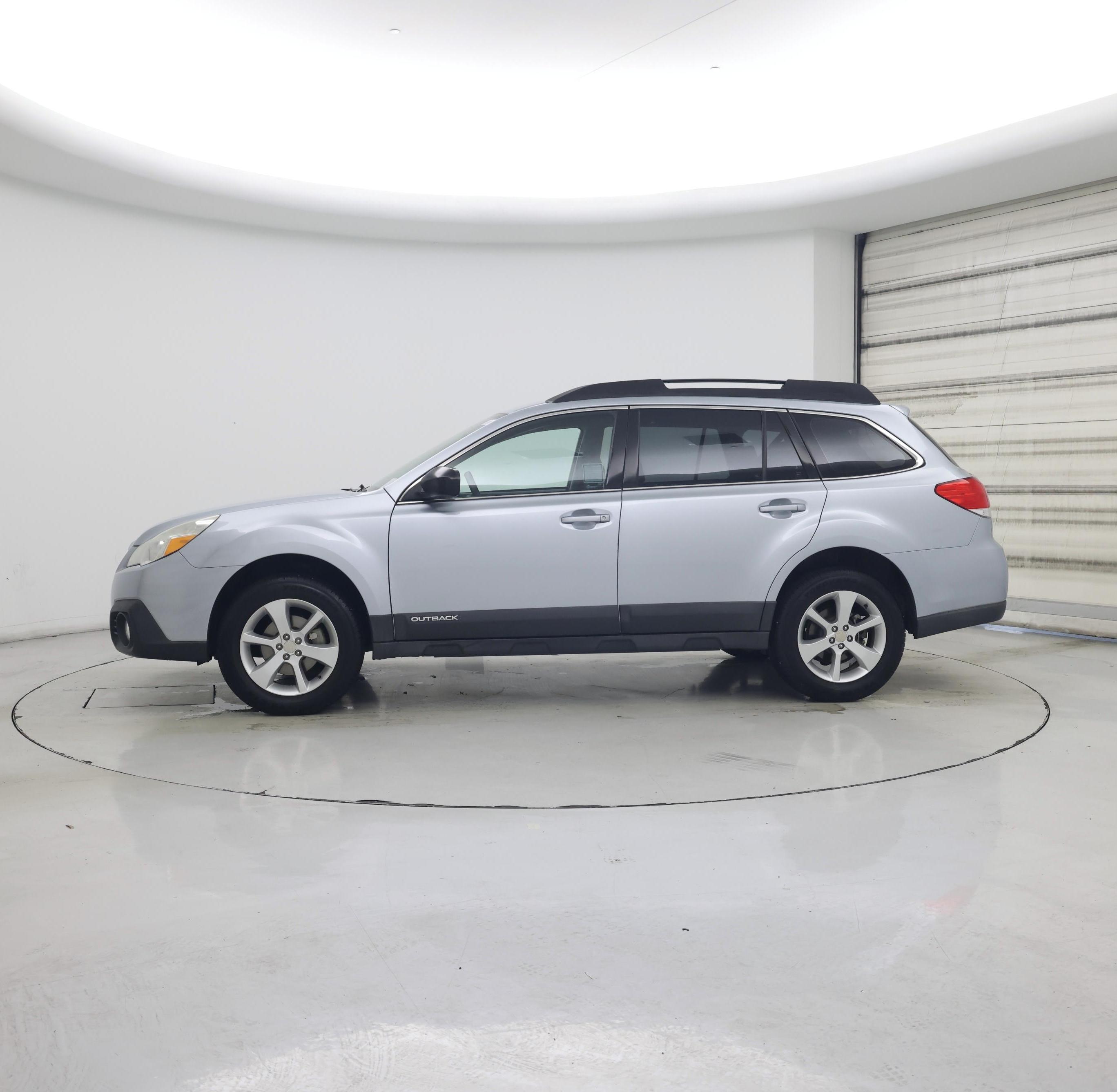 Thumbnail: 2014 Subaru Outback - 3