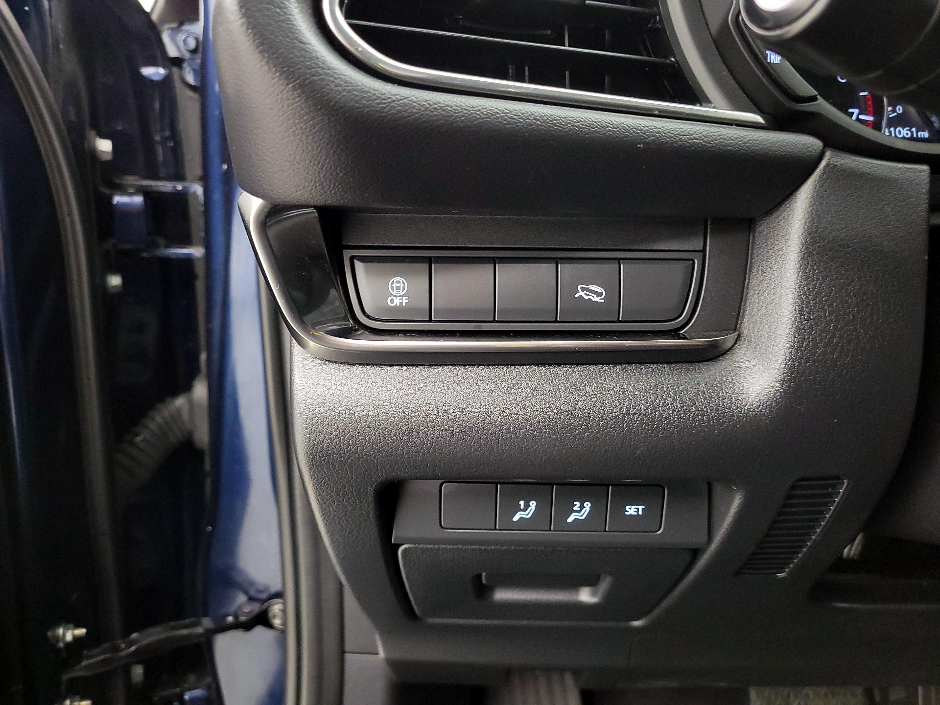 Thumbnail: 2022 Mazda CX-30 - 13