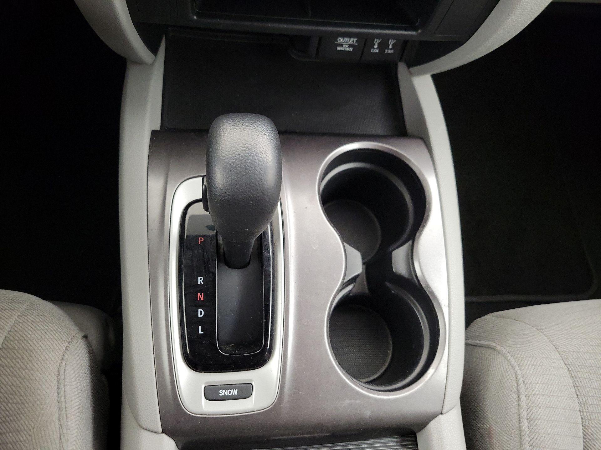 Thumbnail: 2016 Honda Pilot - 17
